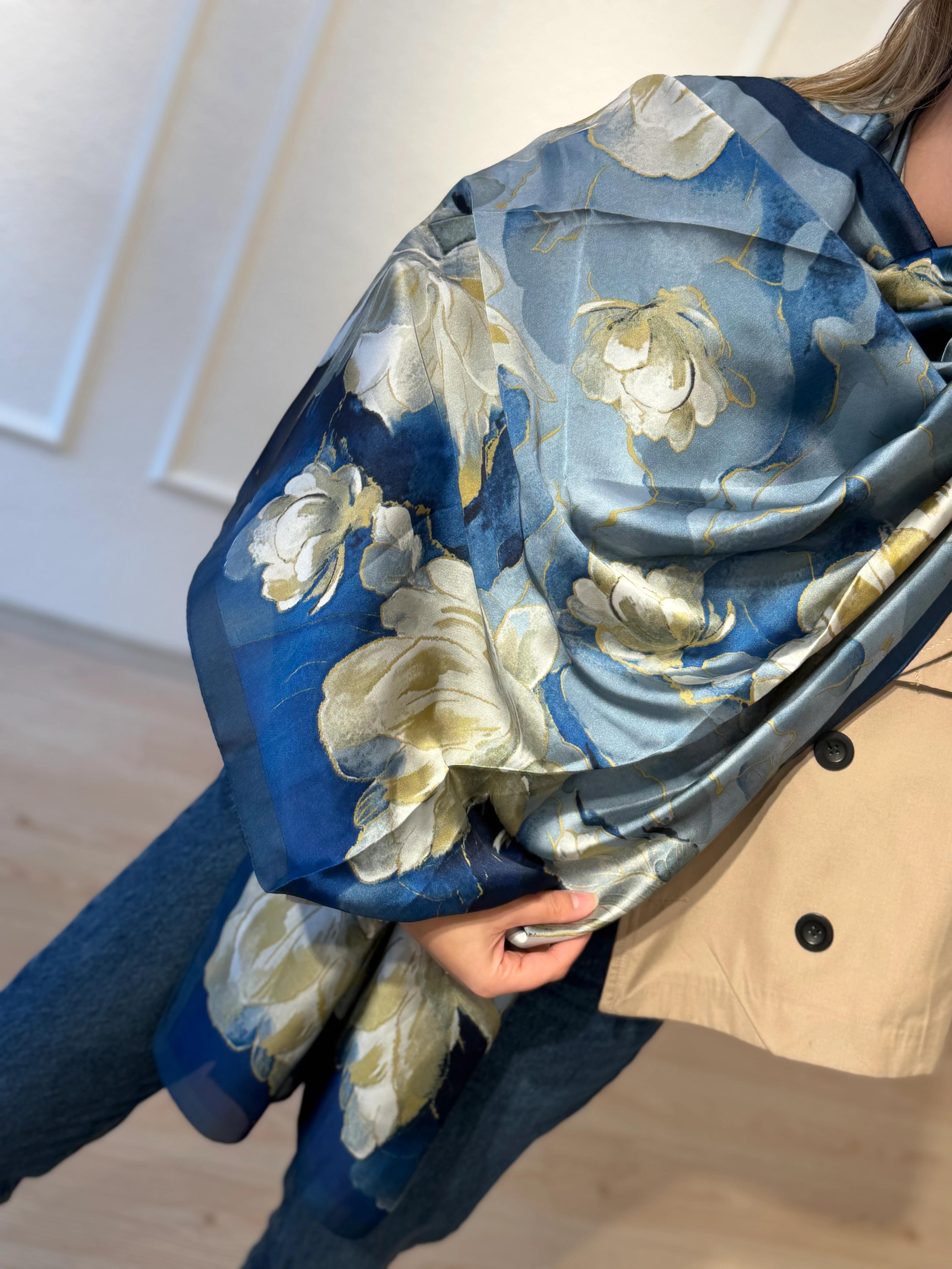 Mavi Çiçek Desen Şal Fular 90*180cm 