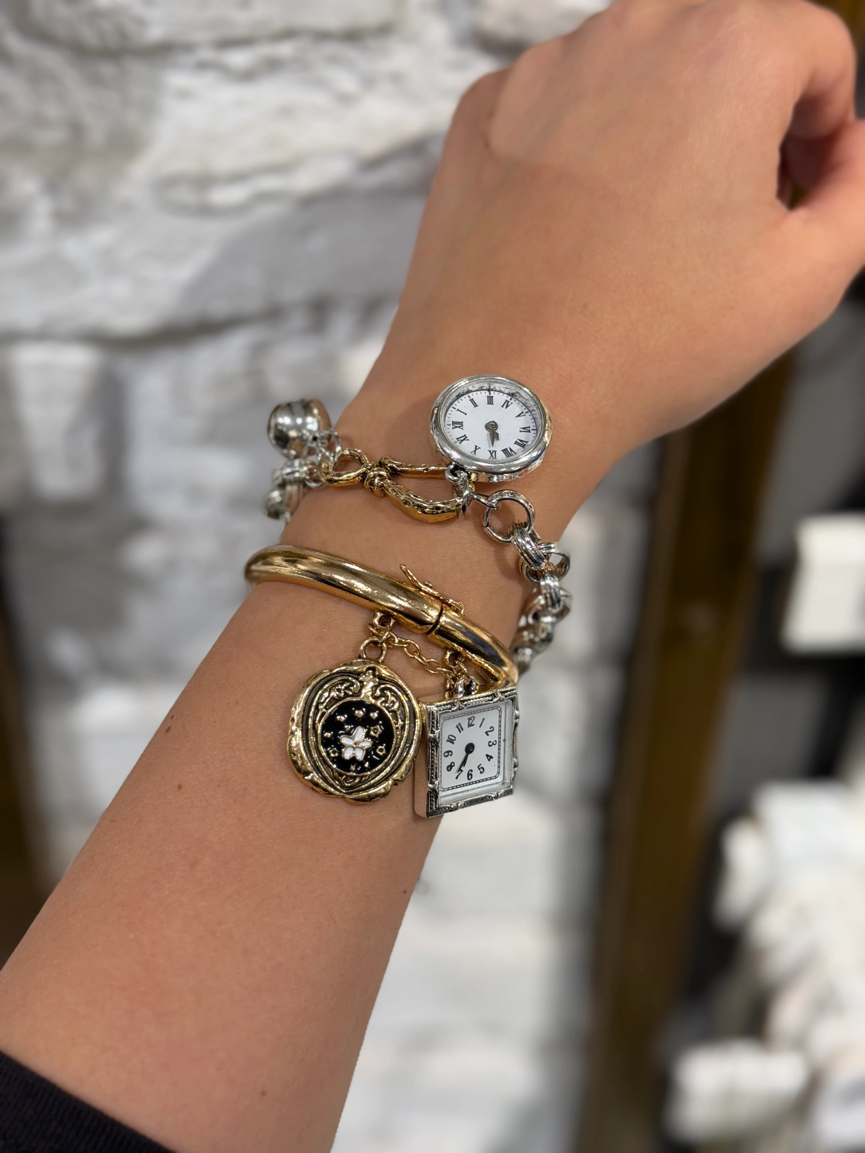 Marka Model Çift Renk İkili Saat Bileklik