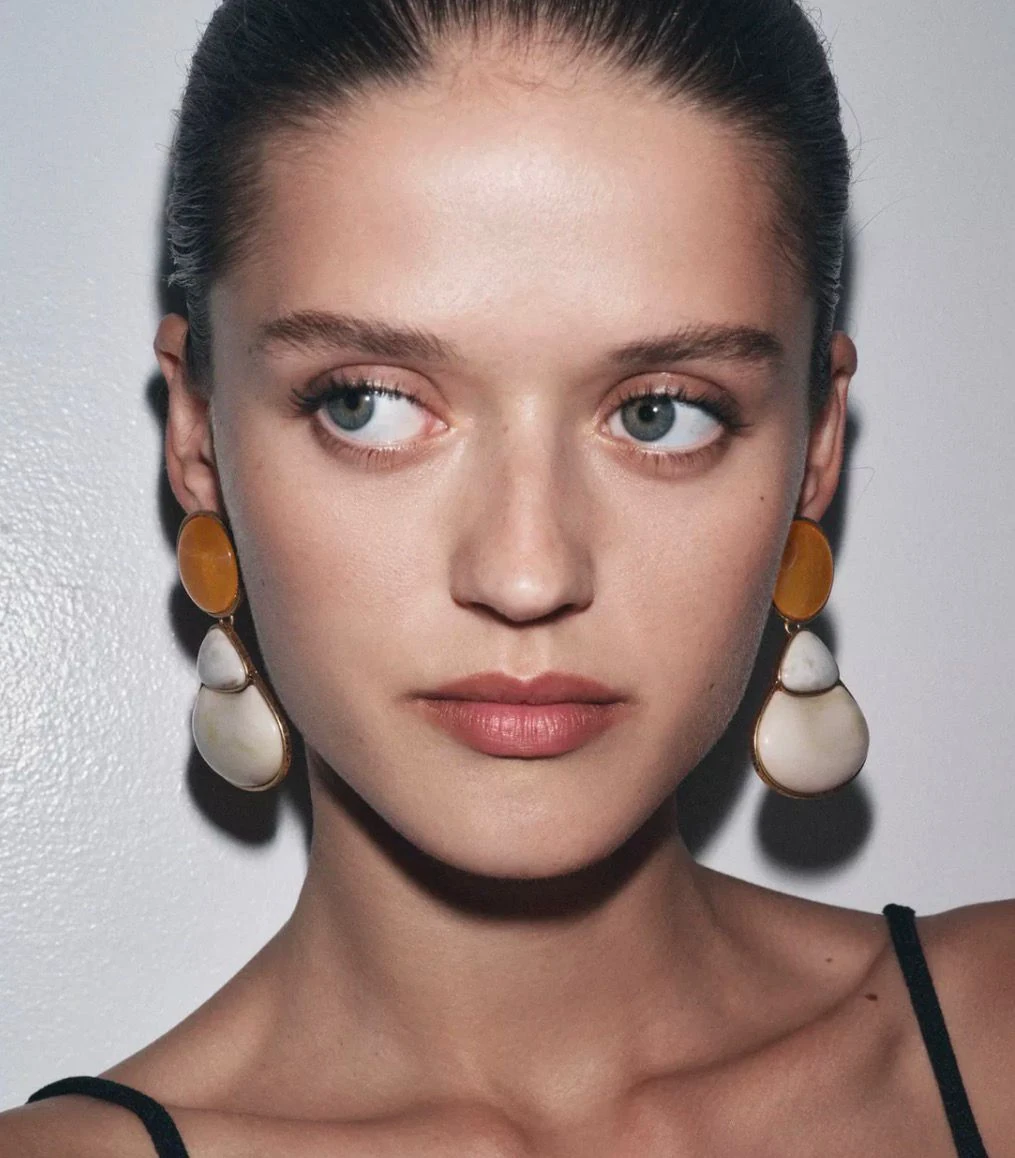 Marka Model Turuncu Detay Küpe