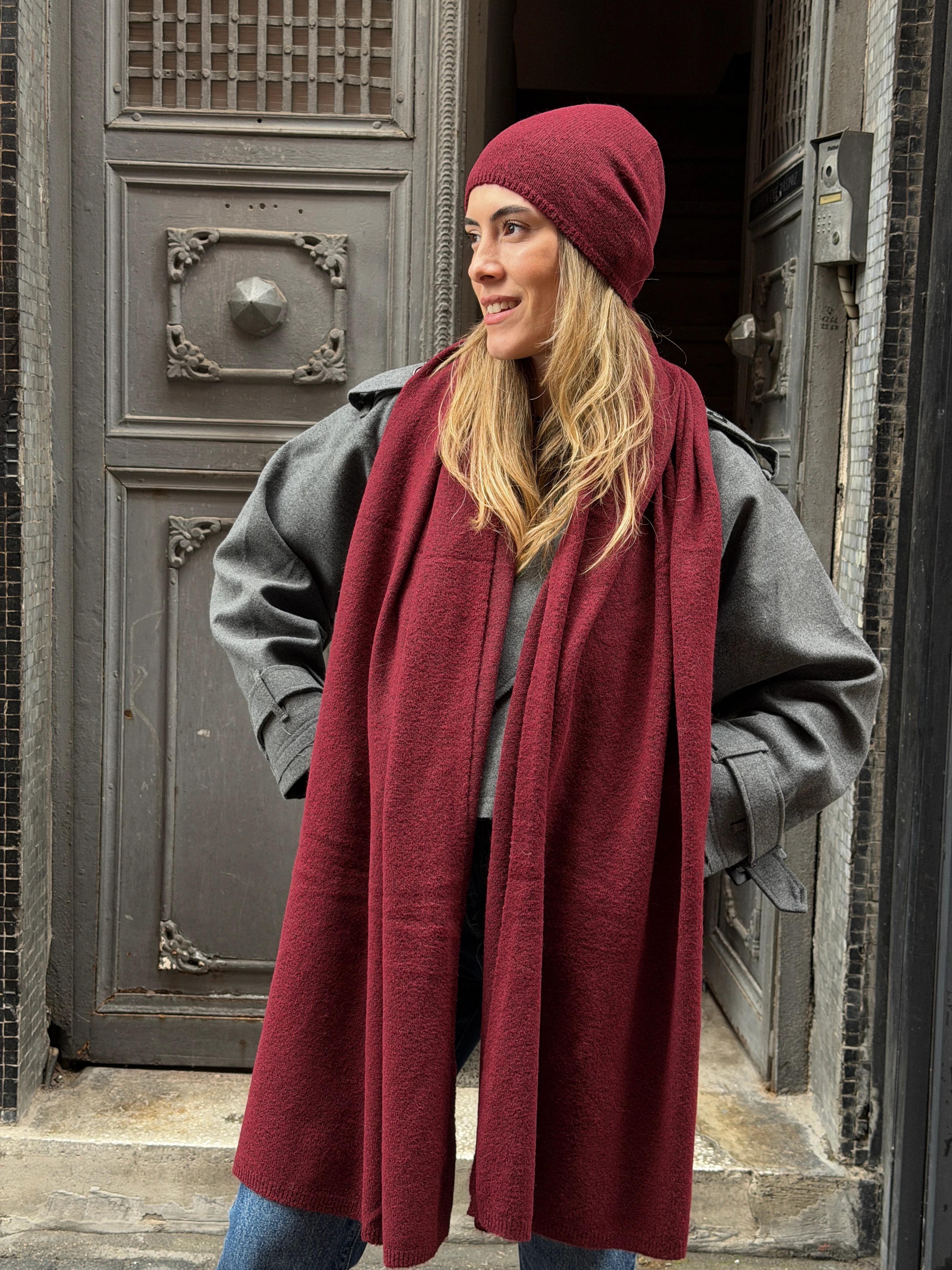 Yumuşak Dokulu Bordo Atkı Bere Set