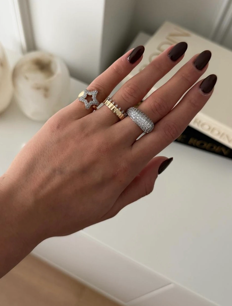 Özel Seri Marka Model Gold Renk Taç Yüzük