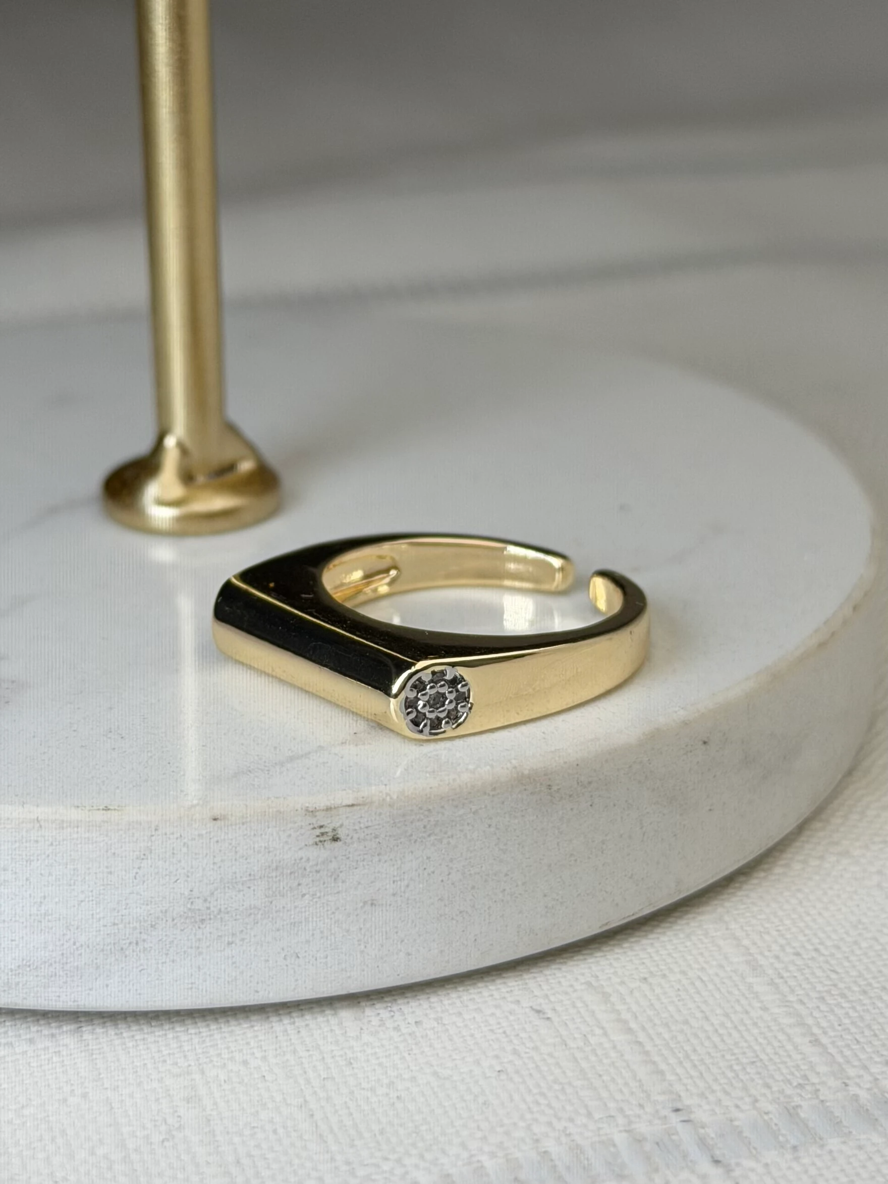 Özel Seri Marka Model Gold Renk Silindir Yüzük