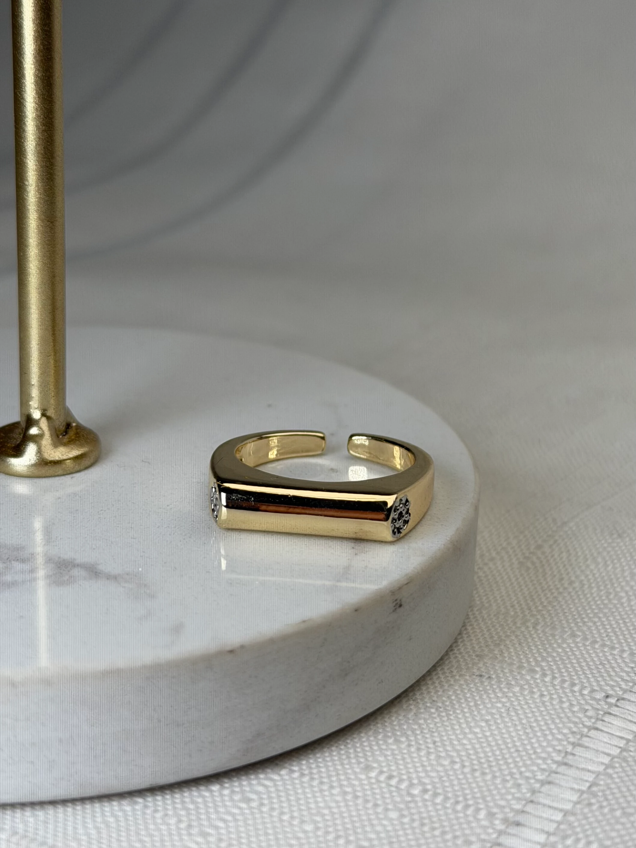 Özel Seri Marka Model Gold Renk Silindir Yüzük