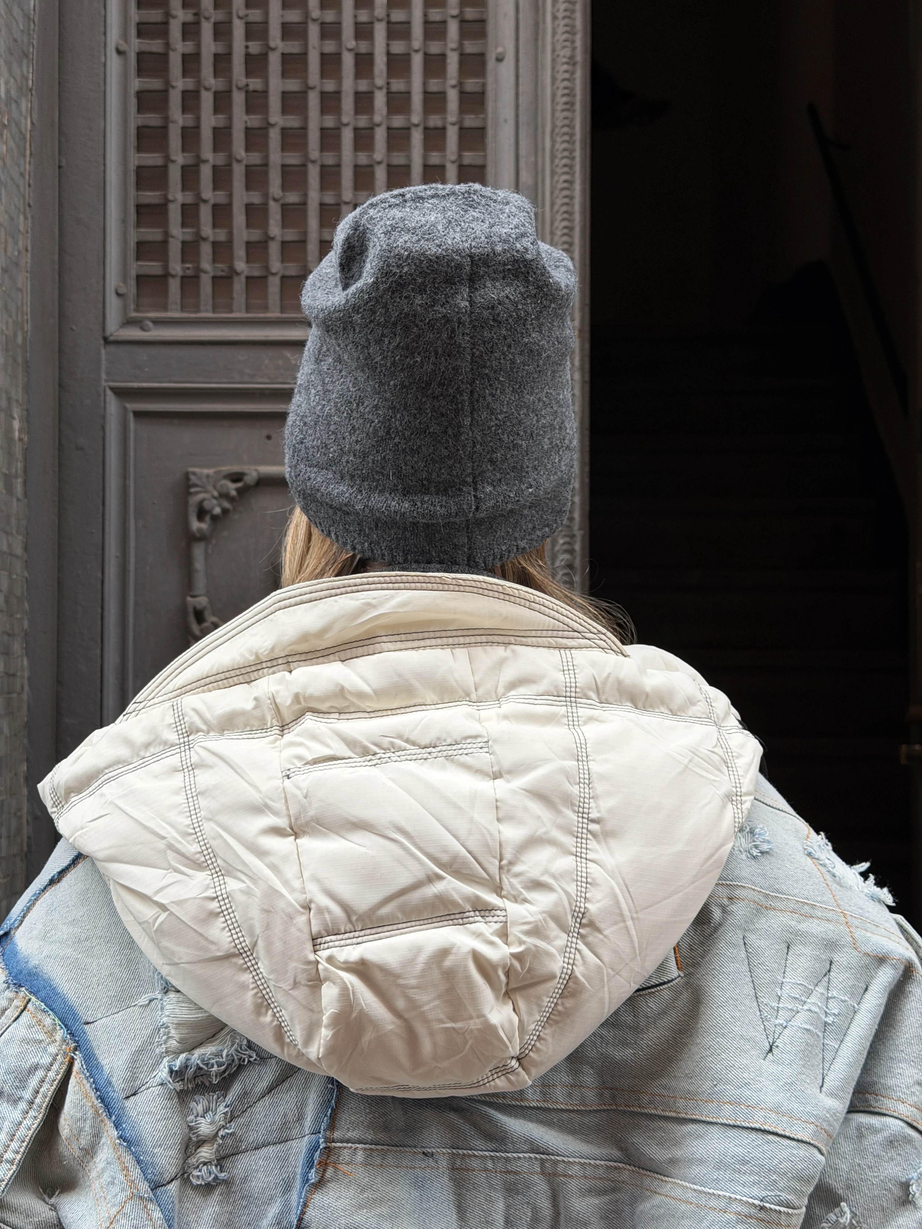 Yumuşak Dokulu Antrasit Atkı Bere Set