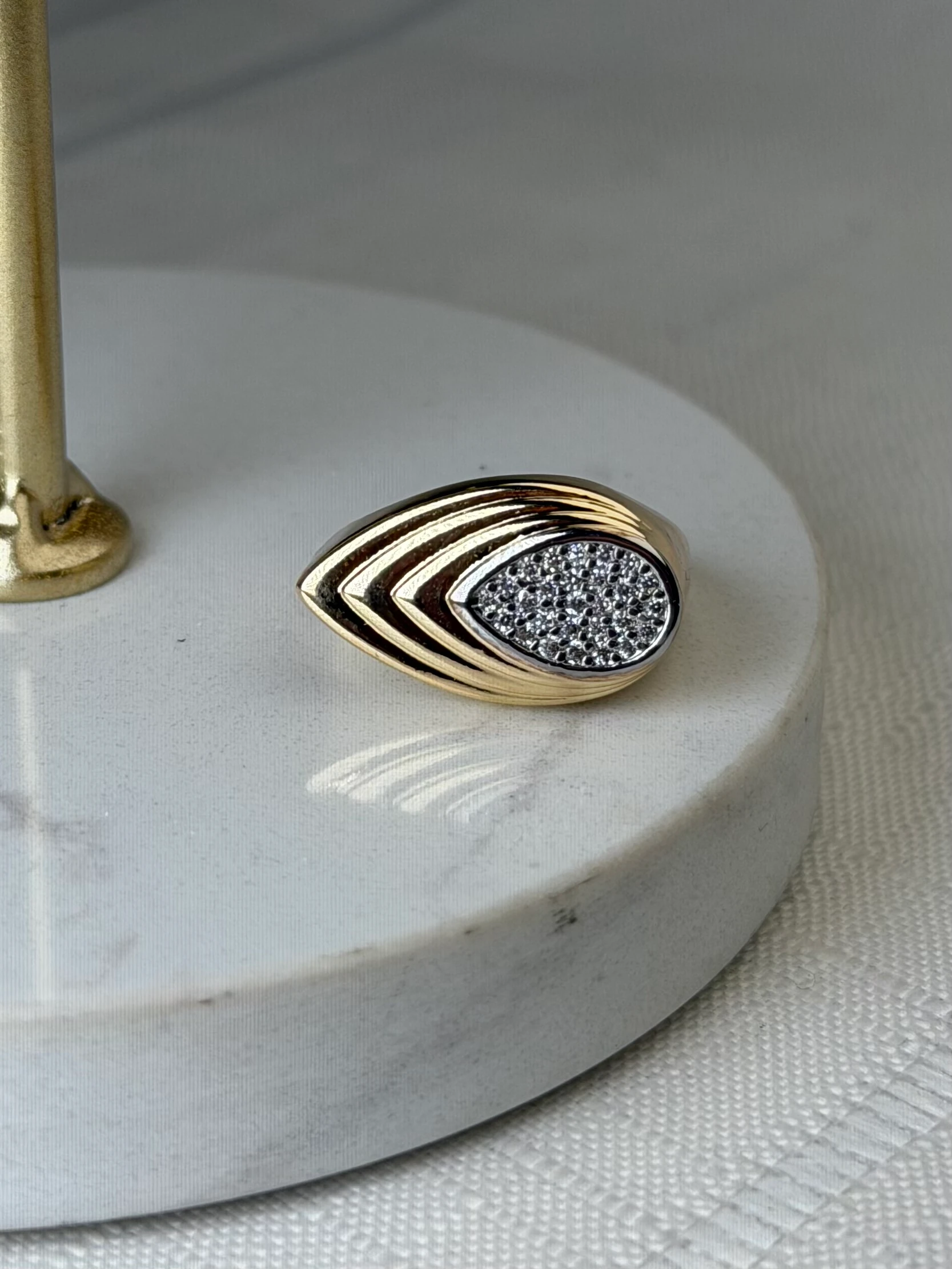 Özel Seri Çift Renk Midye Desen Yüzük