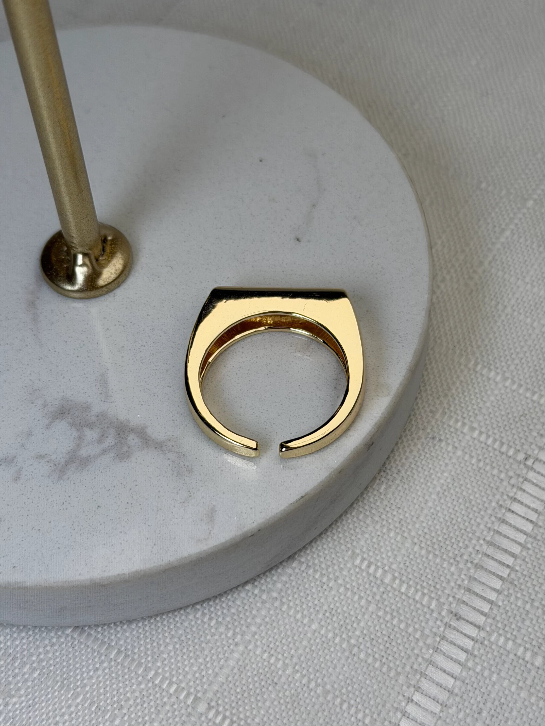 Özel Seri Marka Model Gold Renk Silindir Yüzük