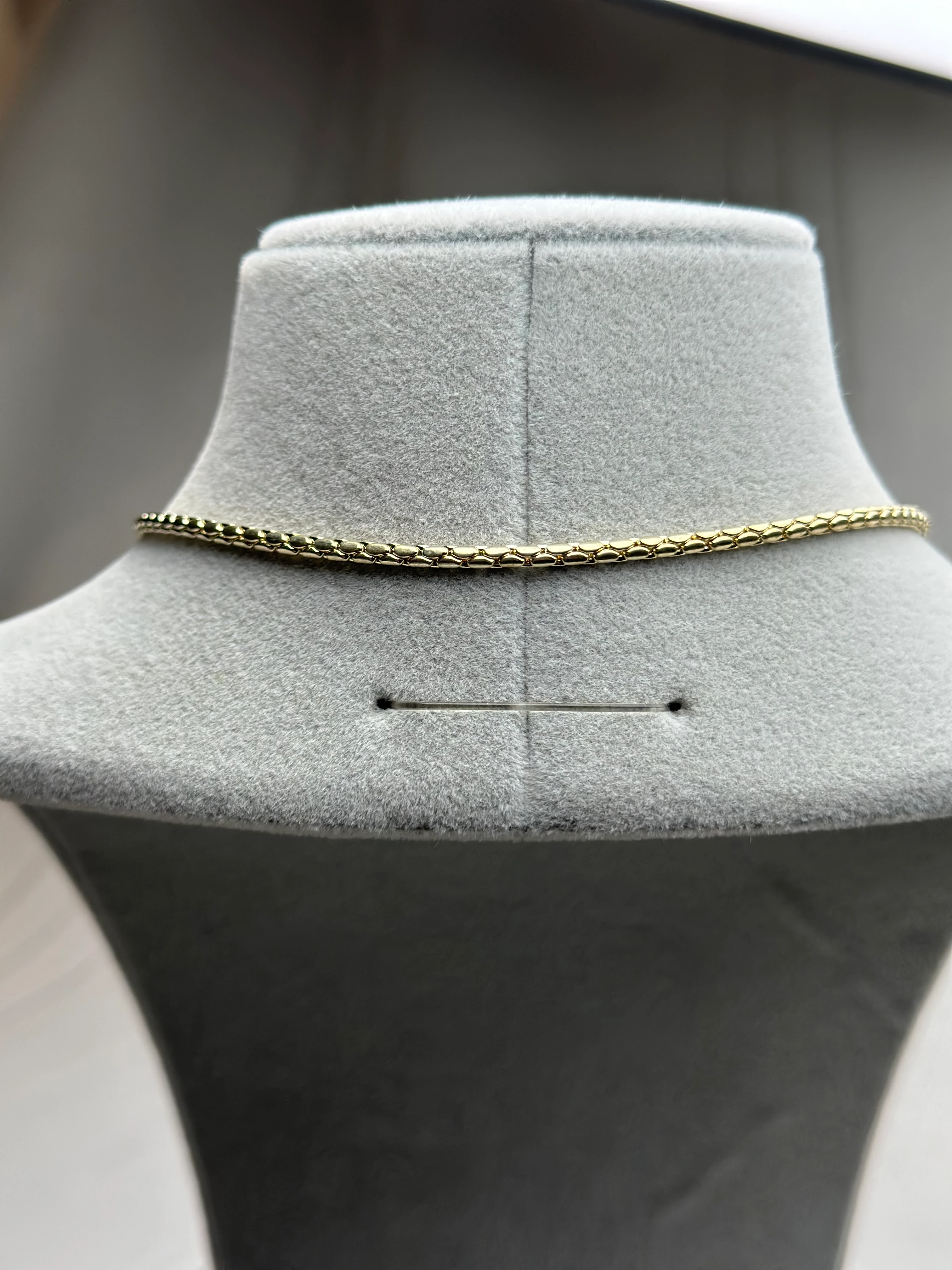 Özel Seri Marka Model Gold Taşlı Kilit Kolye