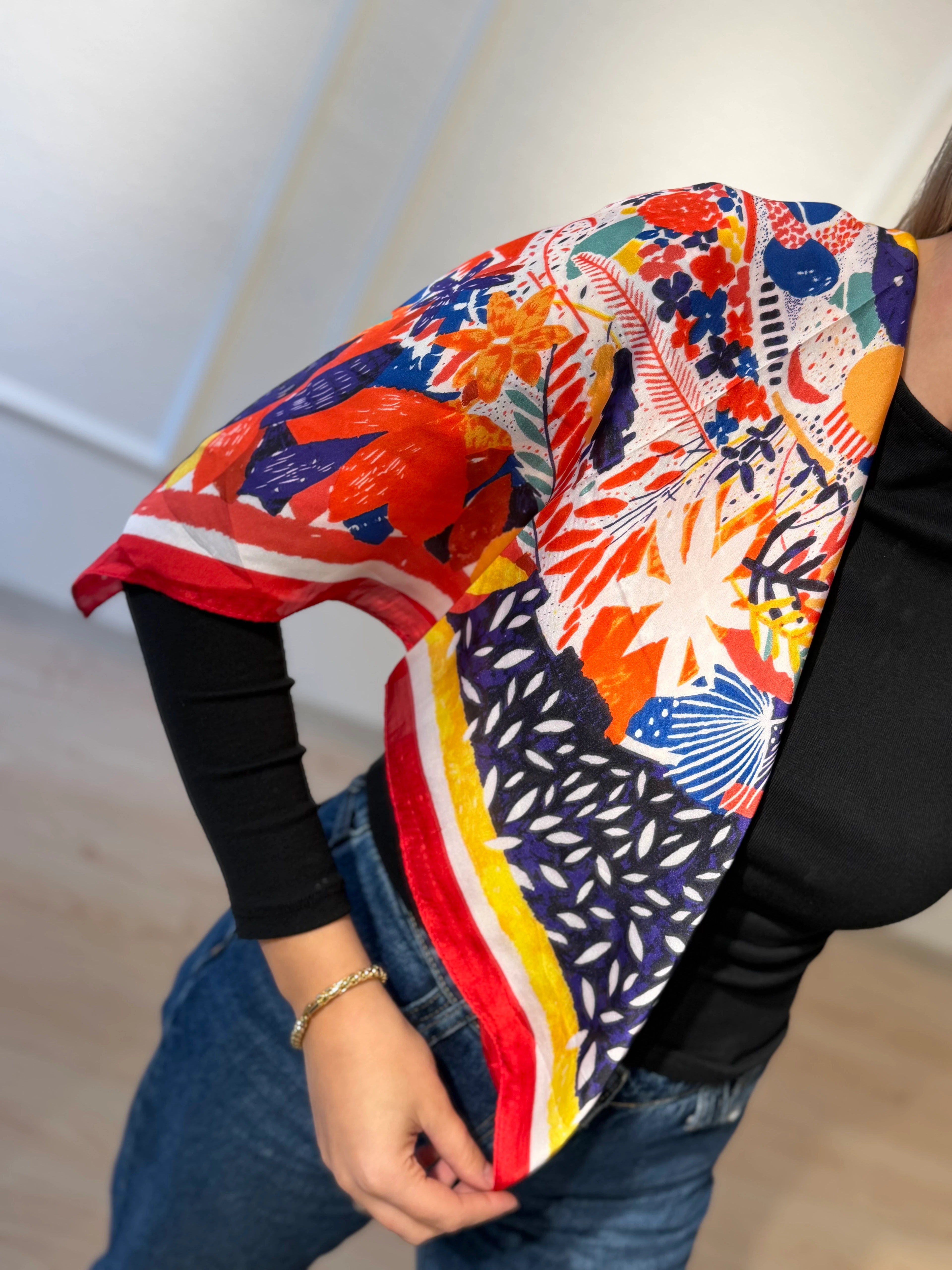 Kırmızı Renkli Fular 70*70cm