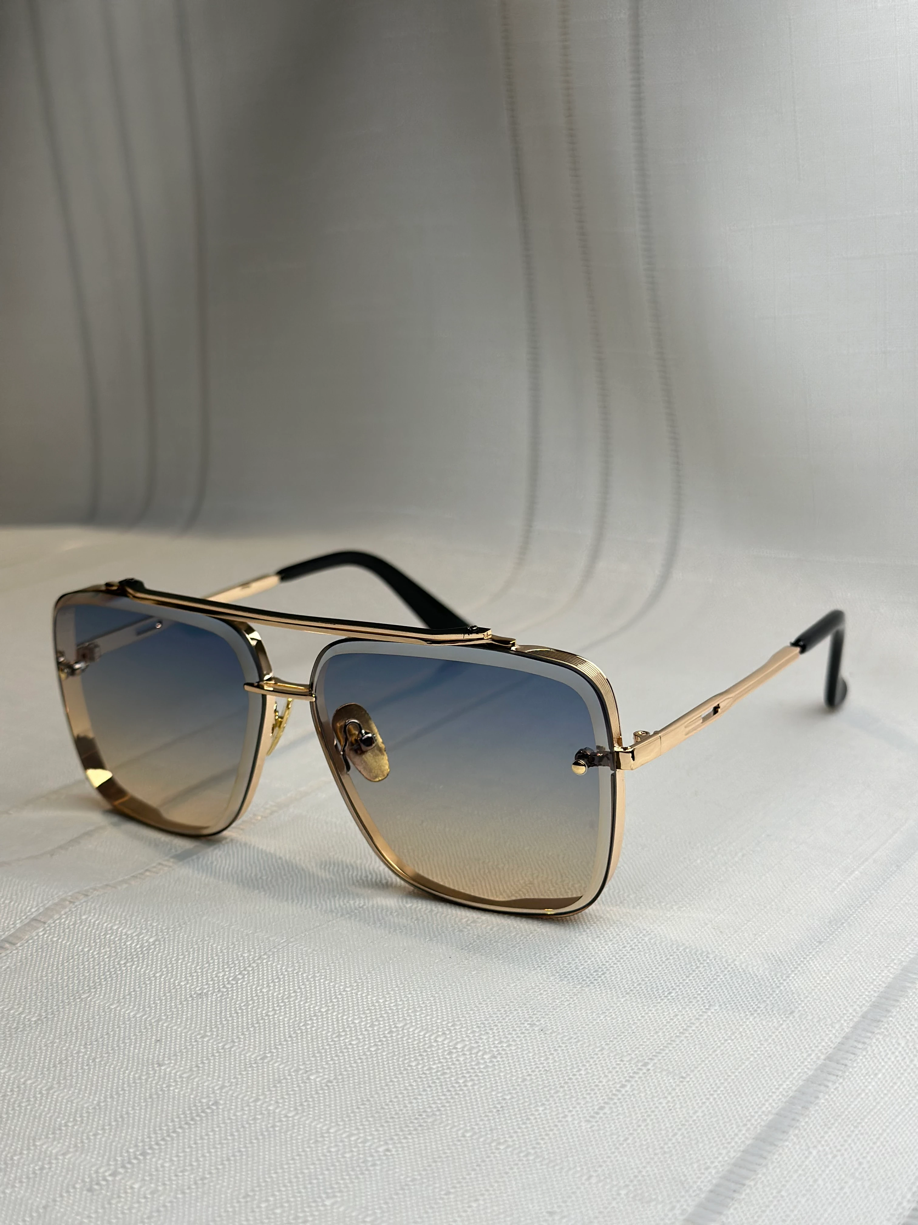 Gold Büyük Çerçeve Gözlük 