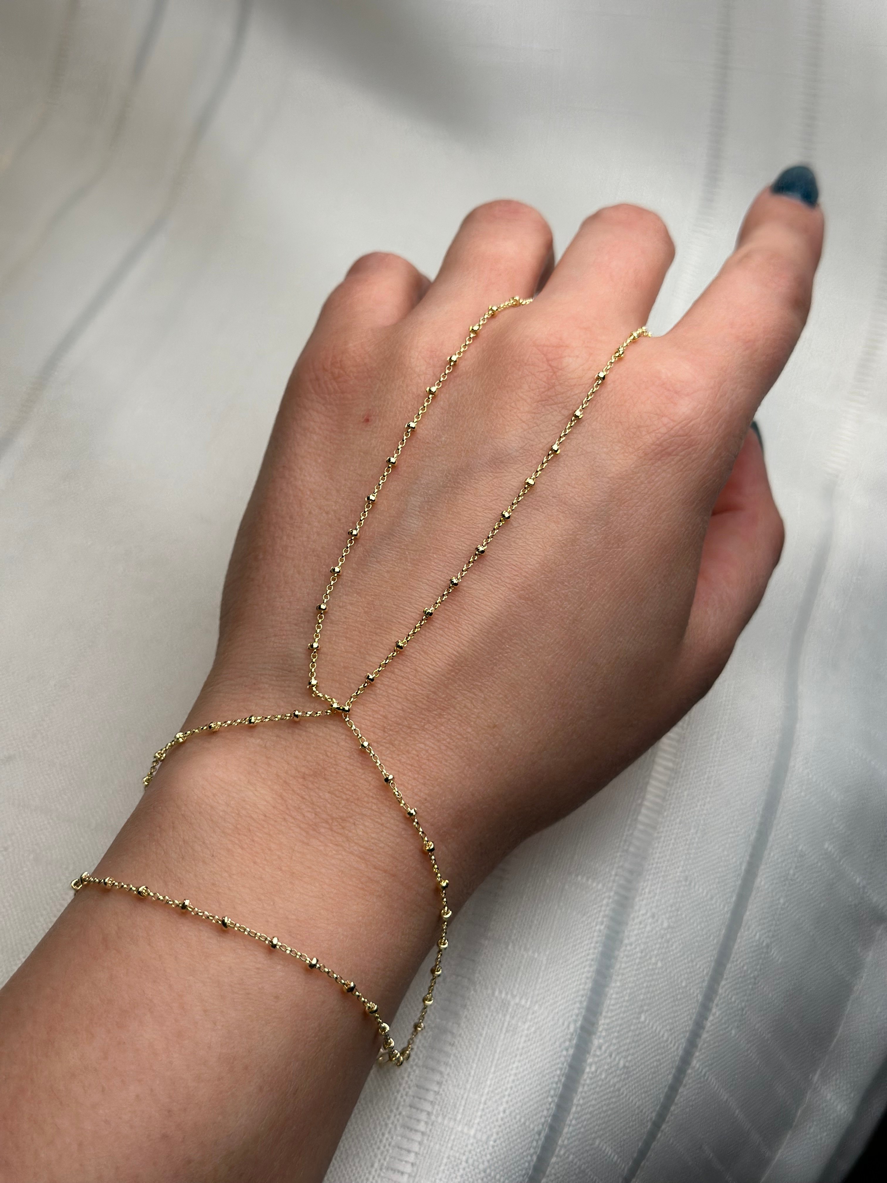 Özel Seri Gold Renk Top Detay Şahmeran