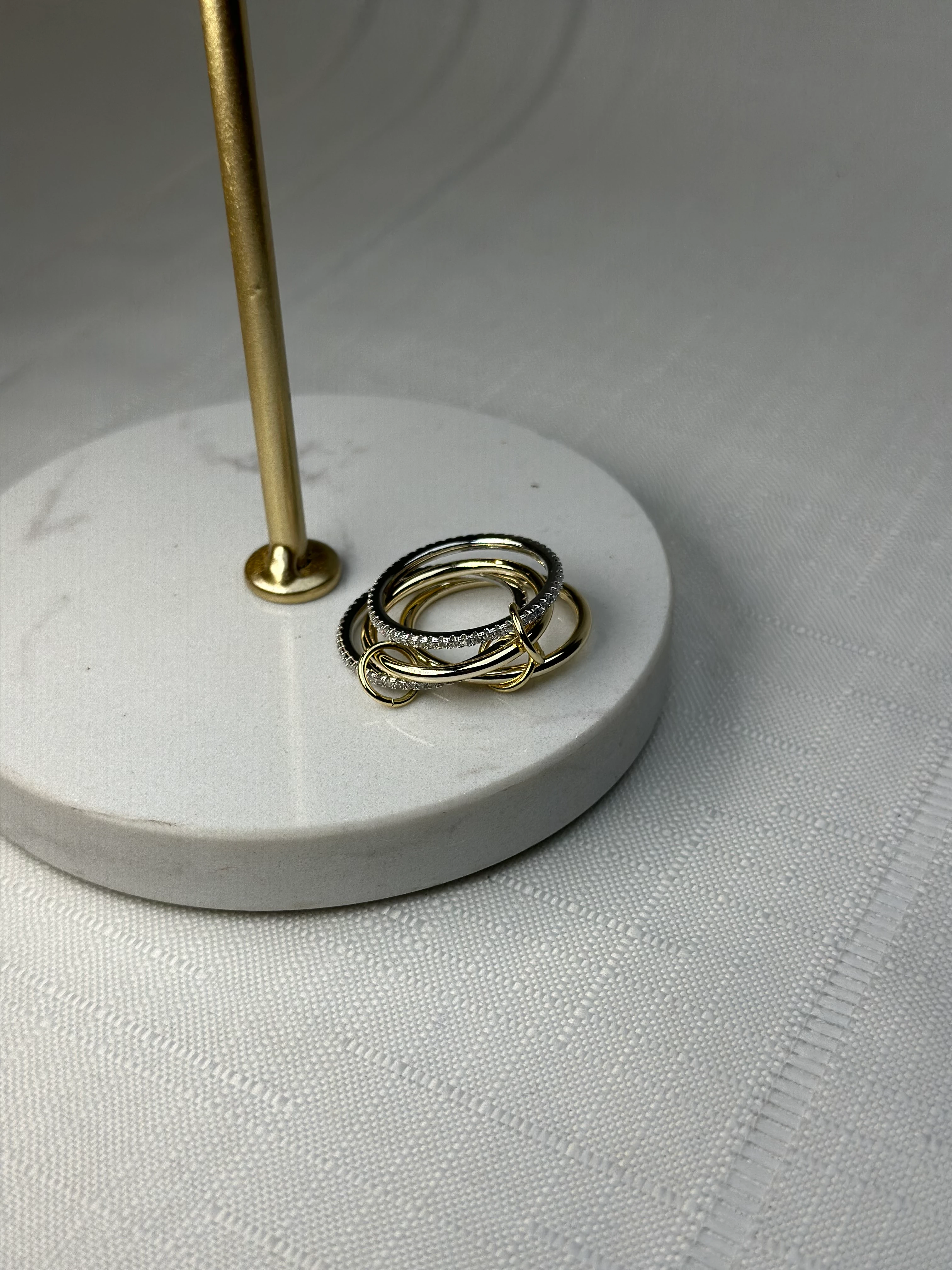 Özel Seri Çift Renk Taşlı Dörtlü Yüzük