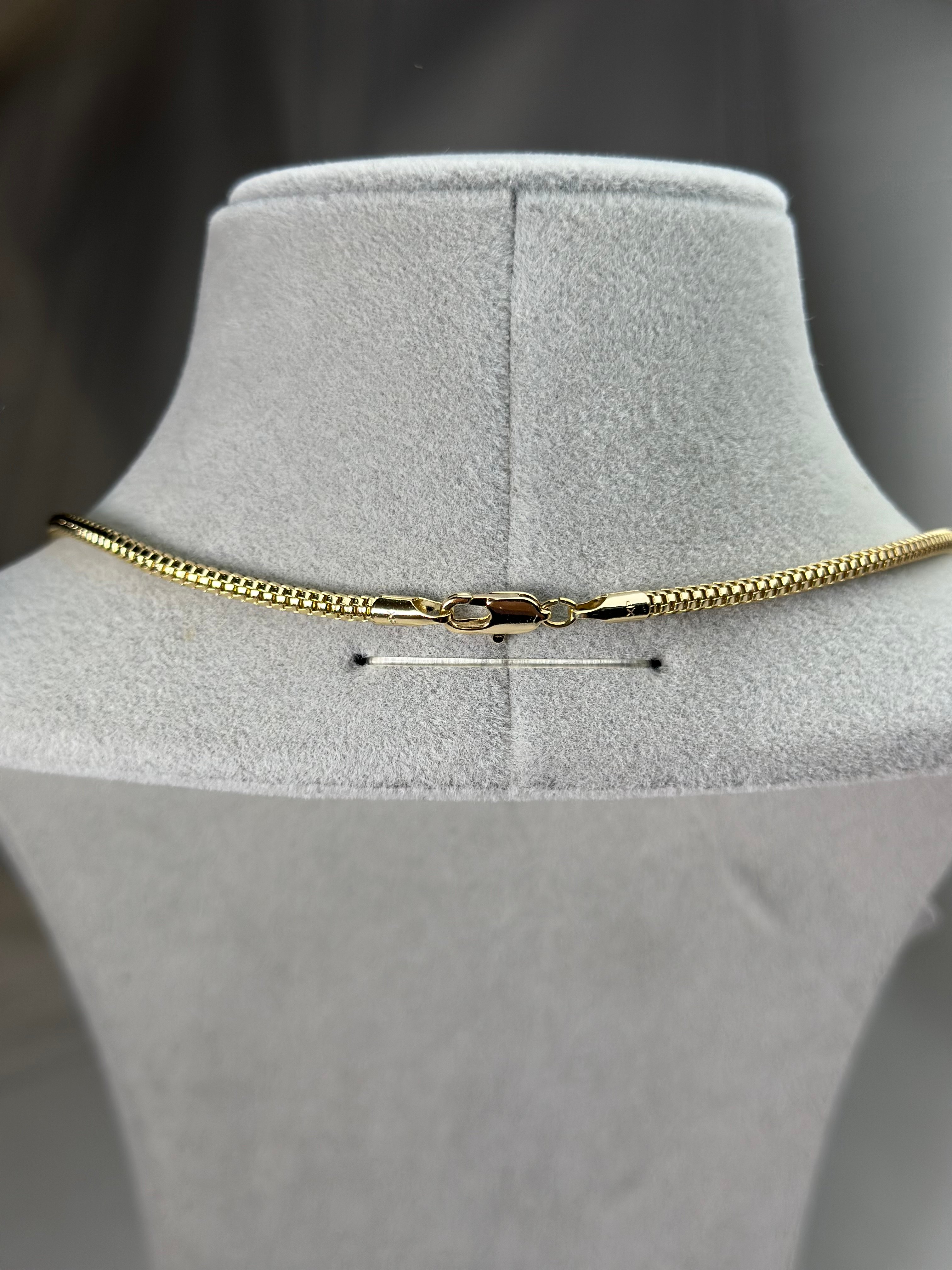 Xuping Gold Renk Yılan Model Kolye