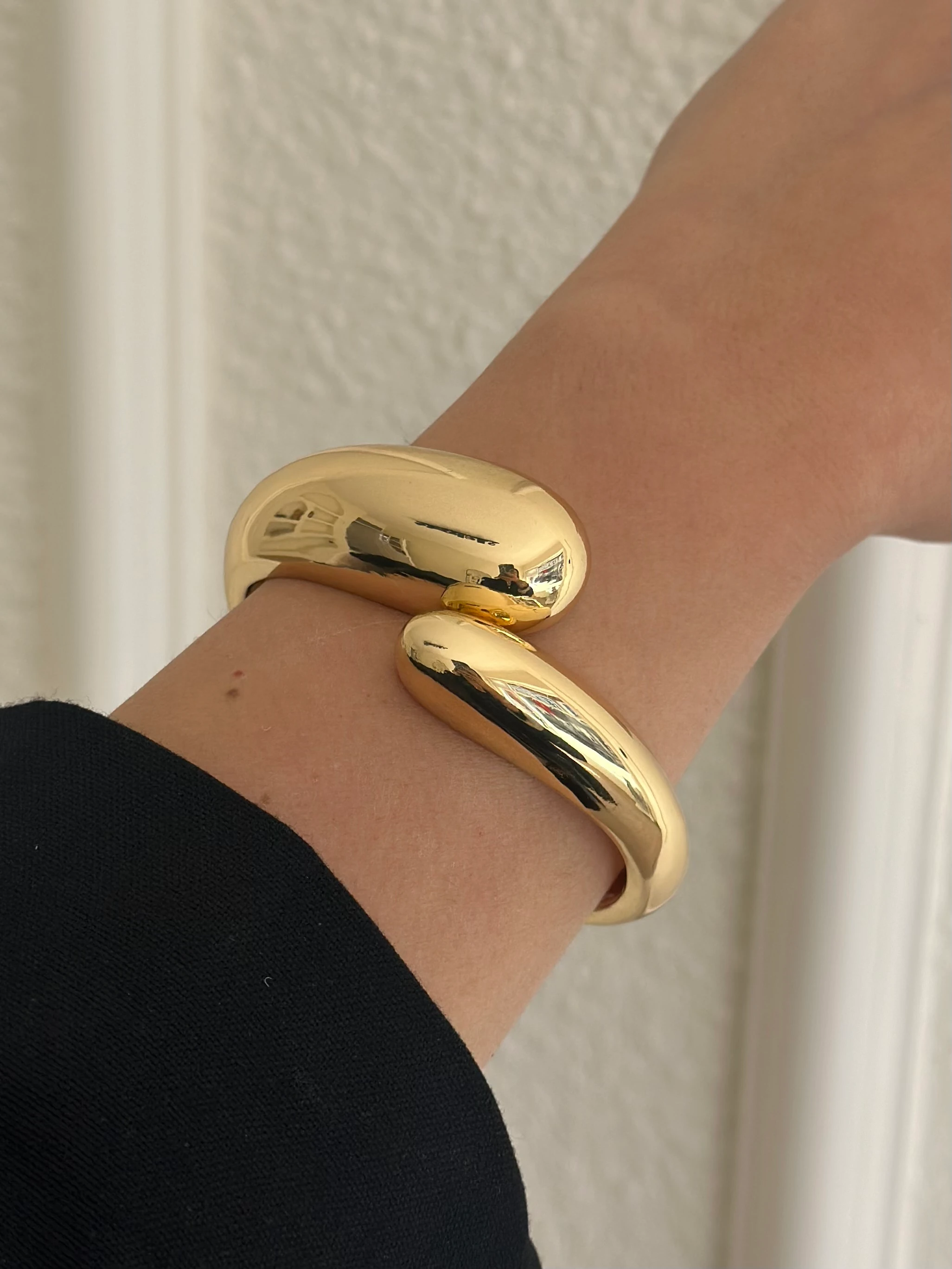 Özel Seri Gold Renk Damla Model Kelepçe