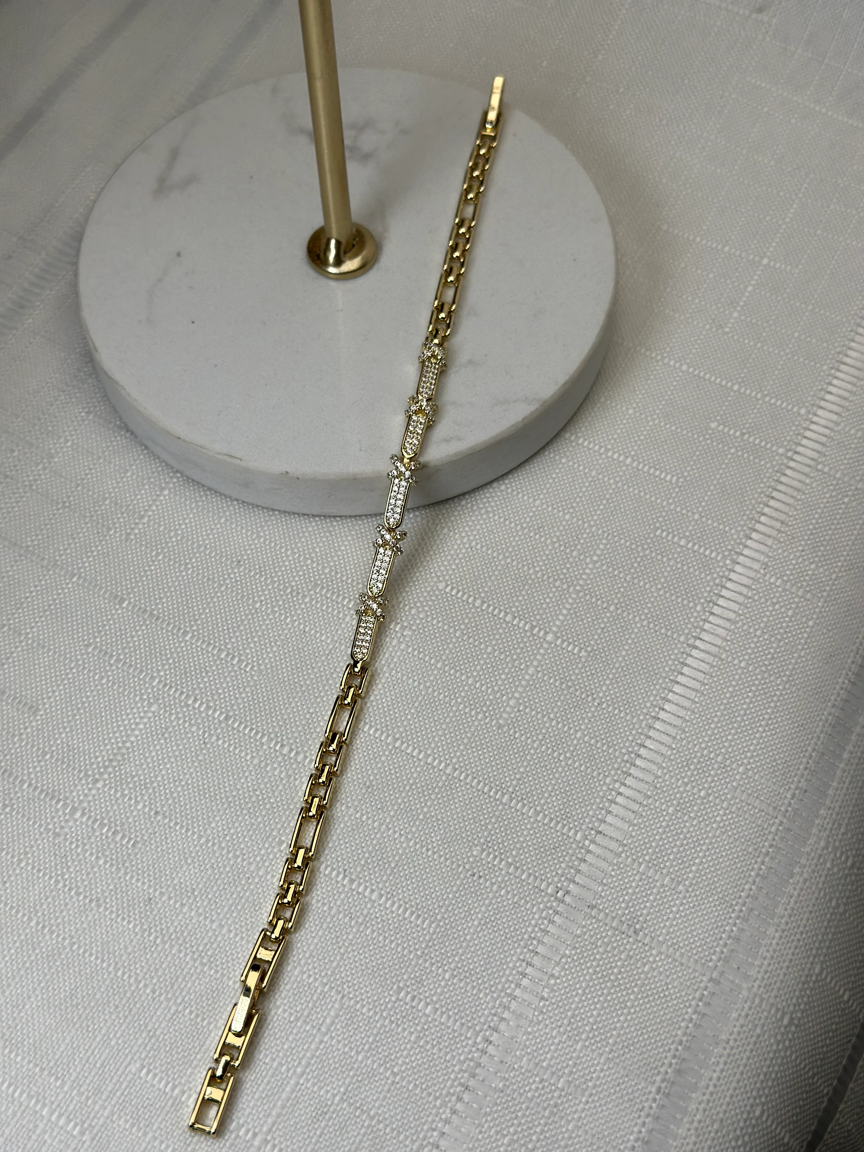 Xuping 14k Zirkon Taş X Bileklik