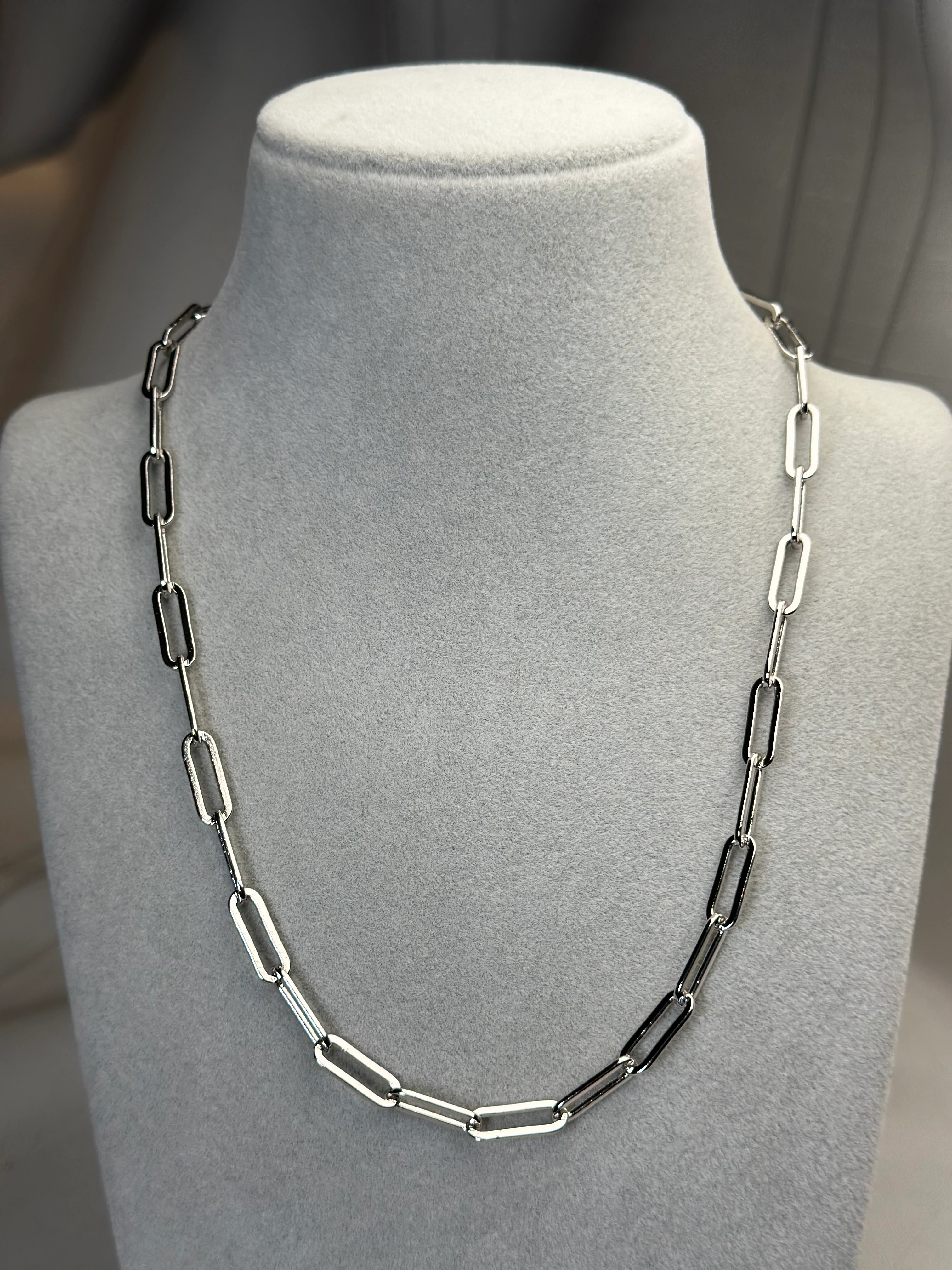 Xuping Gümüş Renk Ataç Zincir Kolye 45cm