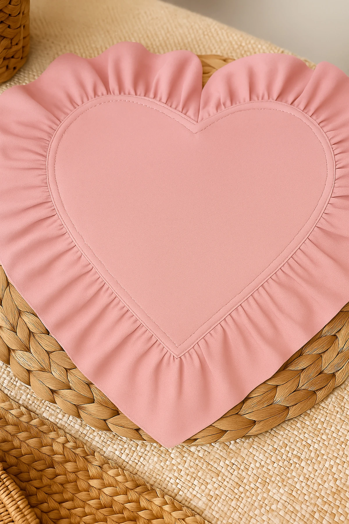 2’li Fırfırlı Kalp Amerikan Servis – Duck Keten Su Tutmaz Masa Sunum Seti - pembe