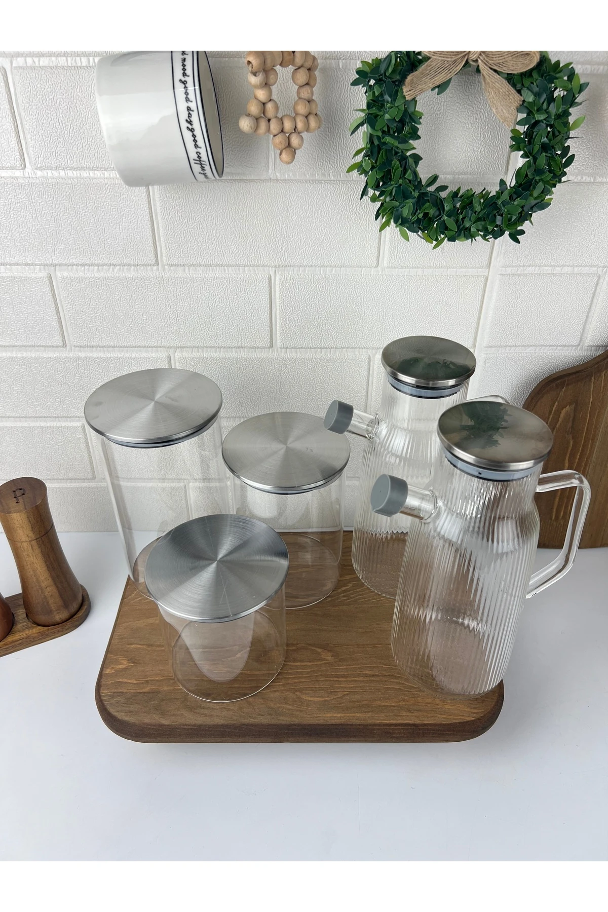 Akasya Standlı 6 Parça Cam Kavanoz ve Yağdanlık Seti