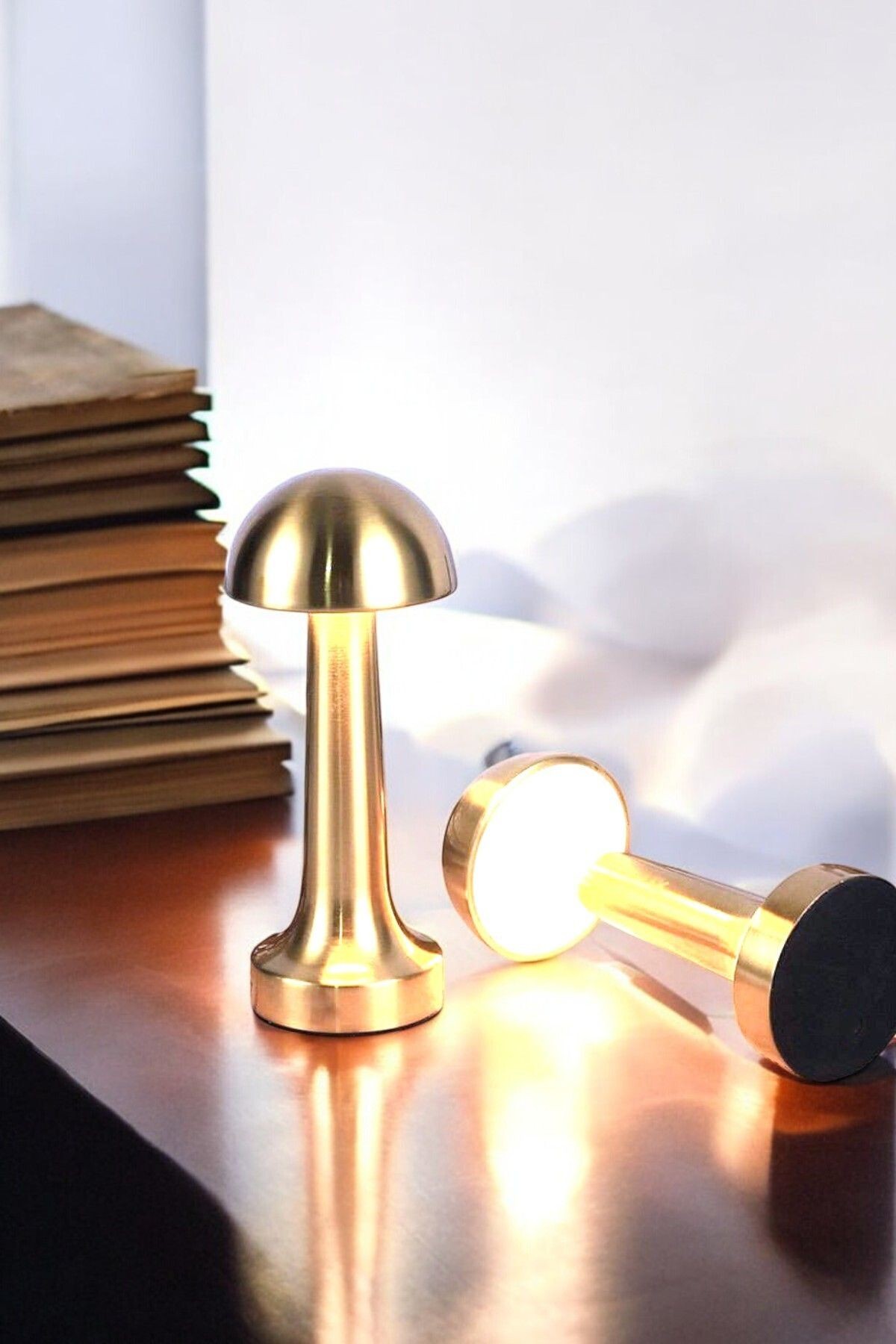 Mantar Formlu Gold Şarjlı Dokunmatik Masa Lambası – 3 Renk Ayarlanabilir LED