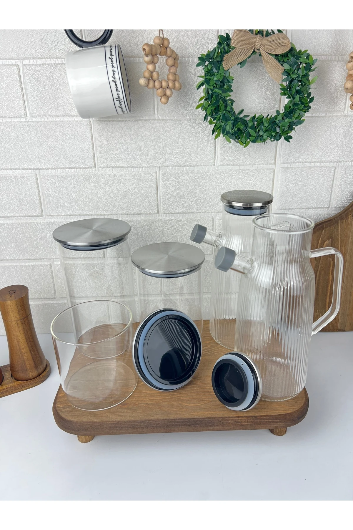 Akasya Standlı 6 Parça Cam Kavanoz ve Yağdanlık Seti