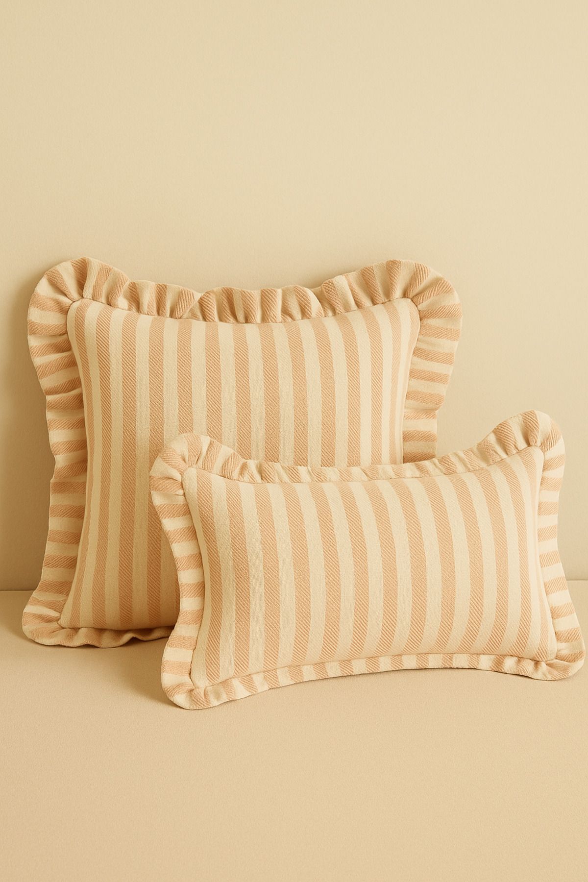 2’li Çizgili Fırfırlı Keten Kırlent Kılıfı Seti – 43x43 ve 50x30 cm - pudra