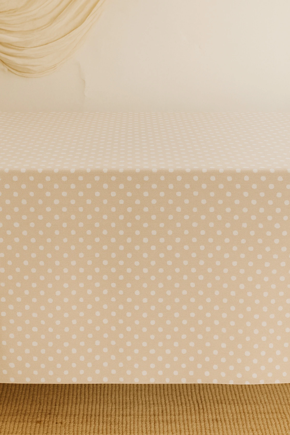 Dertsiz Puantiyeli Duck Keten Masa Örtüsü | 4, 6 Kişilik ve Kare Masa Seçenekli