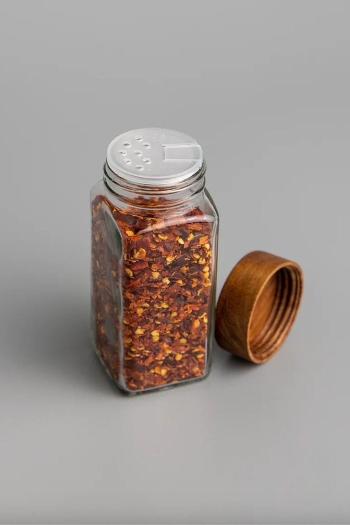 12'li Akasya Kapaklı Cam Baharatlık Seti – 120 ml | Etiketli Baharat Kavanozu