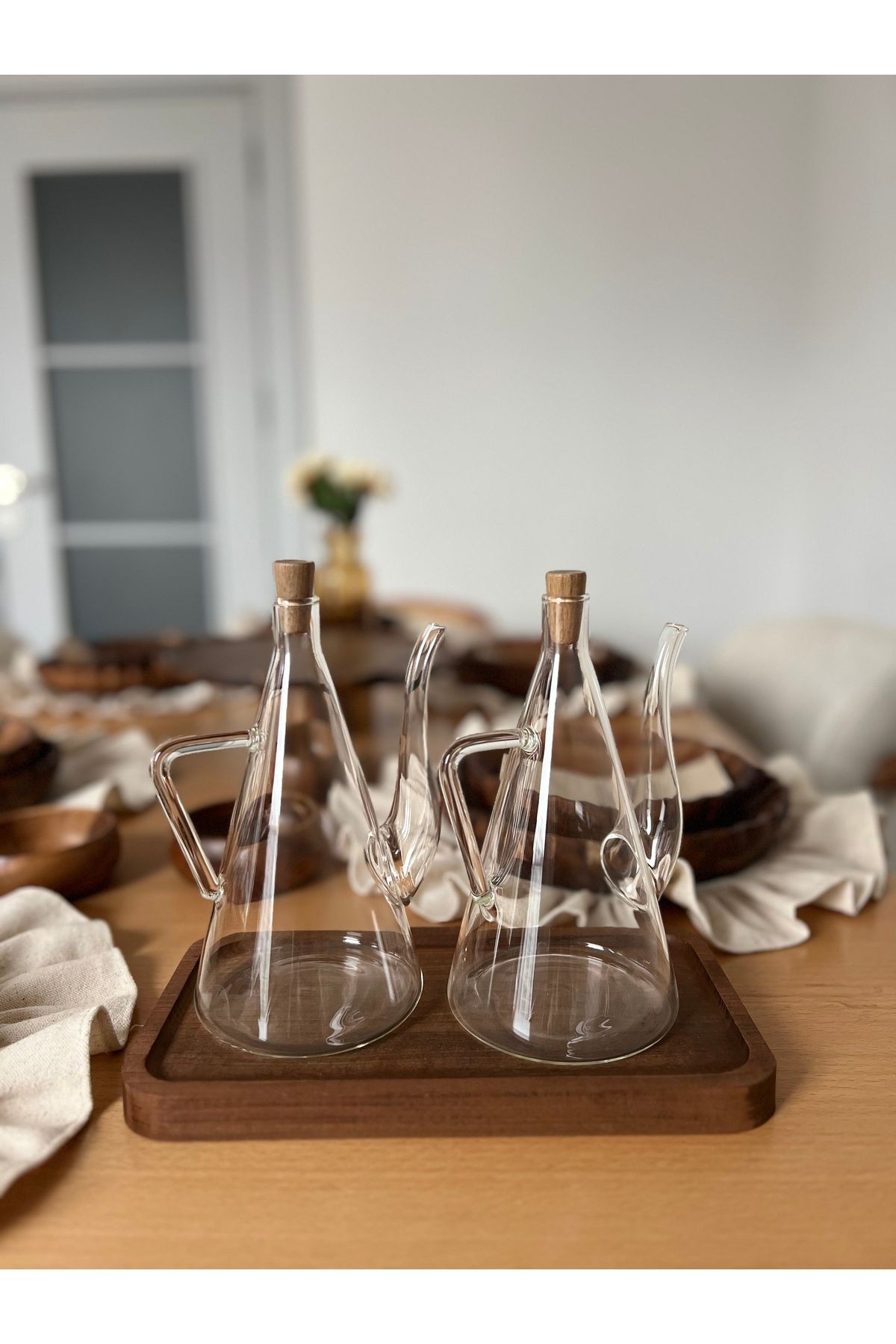 3 Parça Cam İbrik Yağdanlık Seti – 2 x 500 ml Yağdanlık + Ahşap Altlık