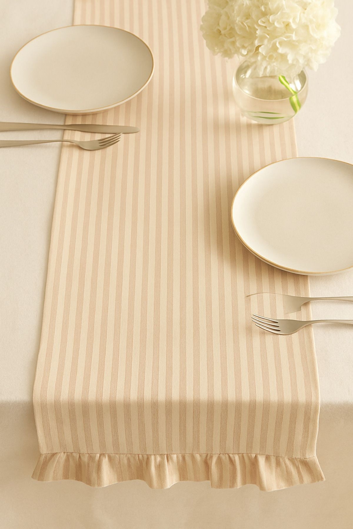Fırfırlı Pudra Çizgili Keten Runner 40x150 cm
