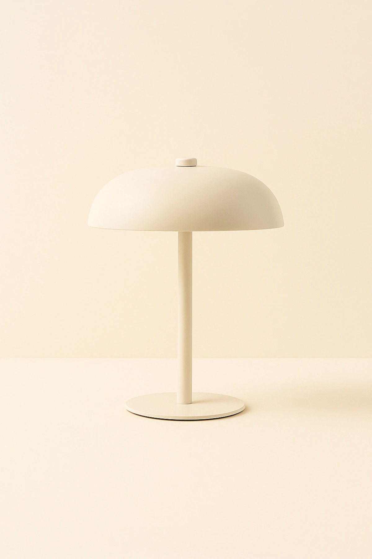 Bej Metal Minimal Masa Lambası | Dokunmatik 3 Işık Modlu Type-C Şarjlı Lamba