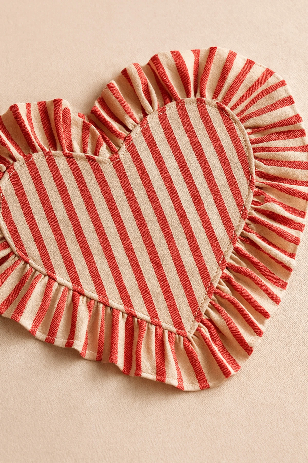 2’li Kırmızı Çizgili Fırfırlı Kalp Amerikan Servis –Kalp Supla