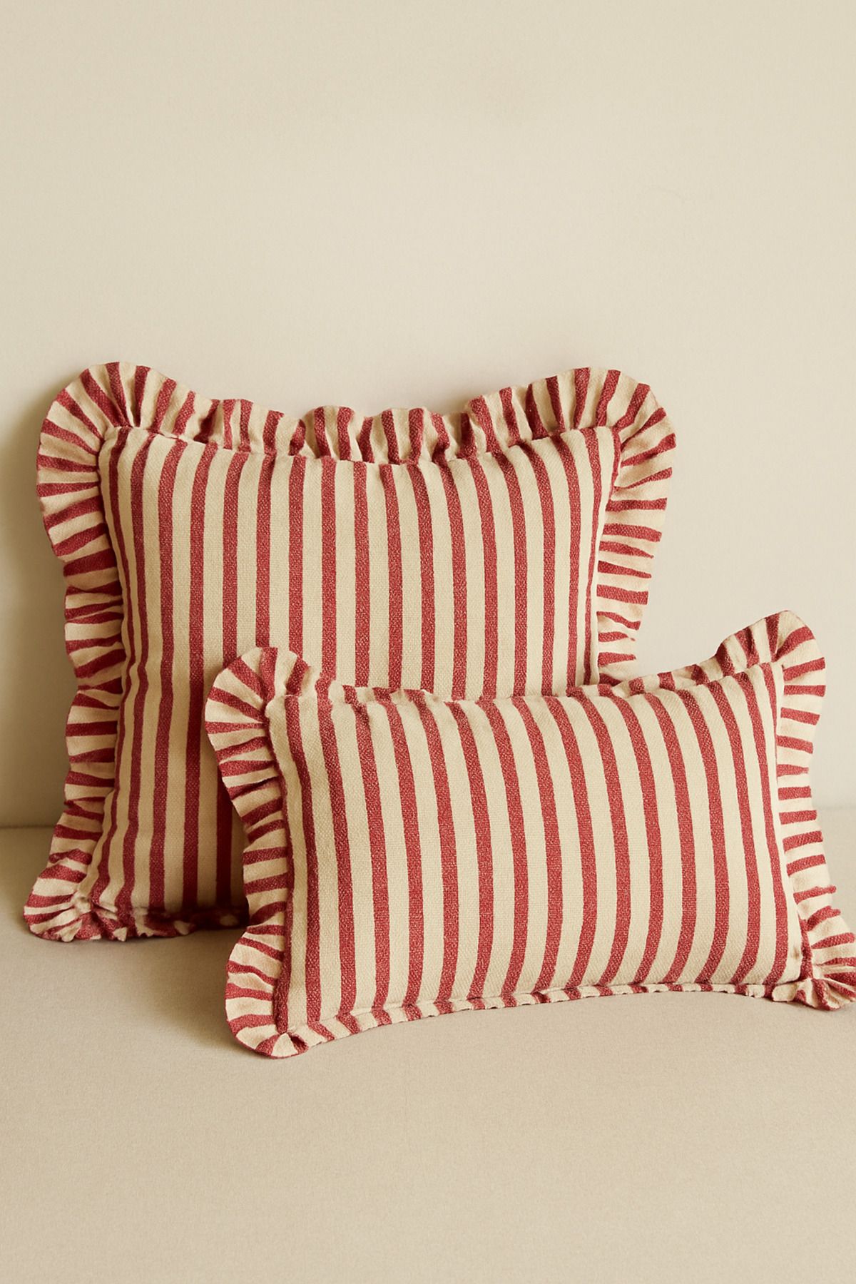 2’li Çizgili Fırfırlı Keten Kırlent Kılıfı Seti – 43x43 ve 50x30 cm - kırmızı