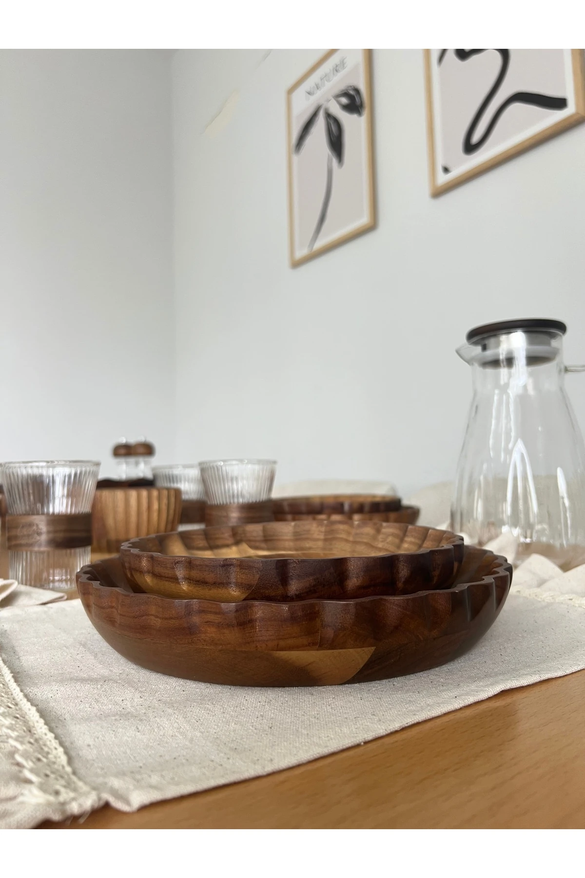 2'li Akasya Servis ve Sunum Tabağı Seti – 22 cm & 20 cm Doğal Ahşap Sunum Tabağı 