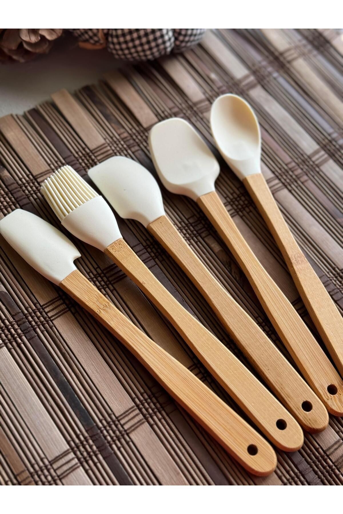 5’li Bambu Saplı Silikon Spatula Seti | Isıya Dayanıklı Mutfak Gereçleri