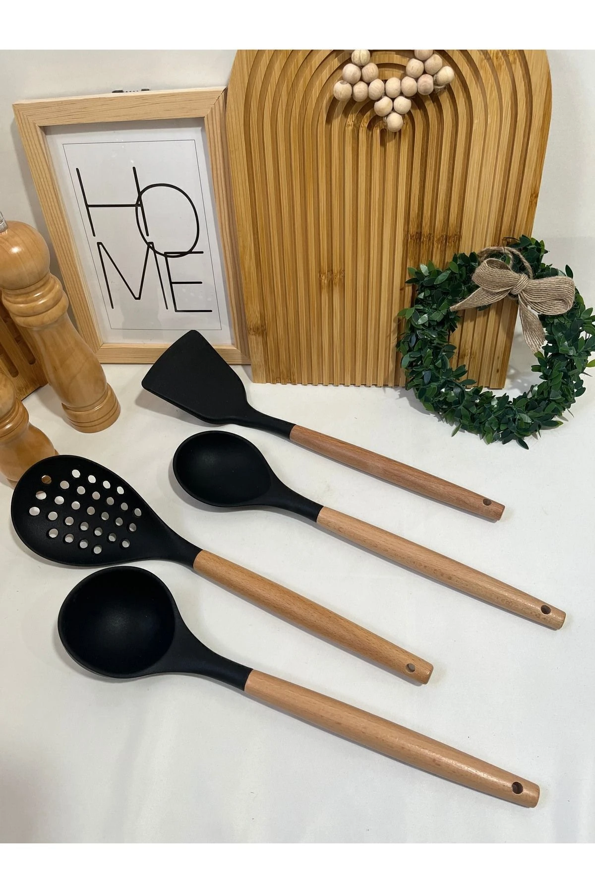 4 Parça  Bambu Saplı Silikon Mutfak Servis Seti, Servis Takımı, Pişirme Gereçleri - Siyah