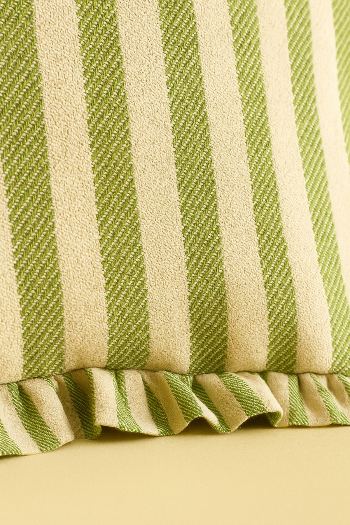 2’li Çizgili Fırfırlı Keten Kırlent Kılıfı Seti – 43x43 ve 50x30 cm