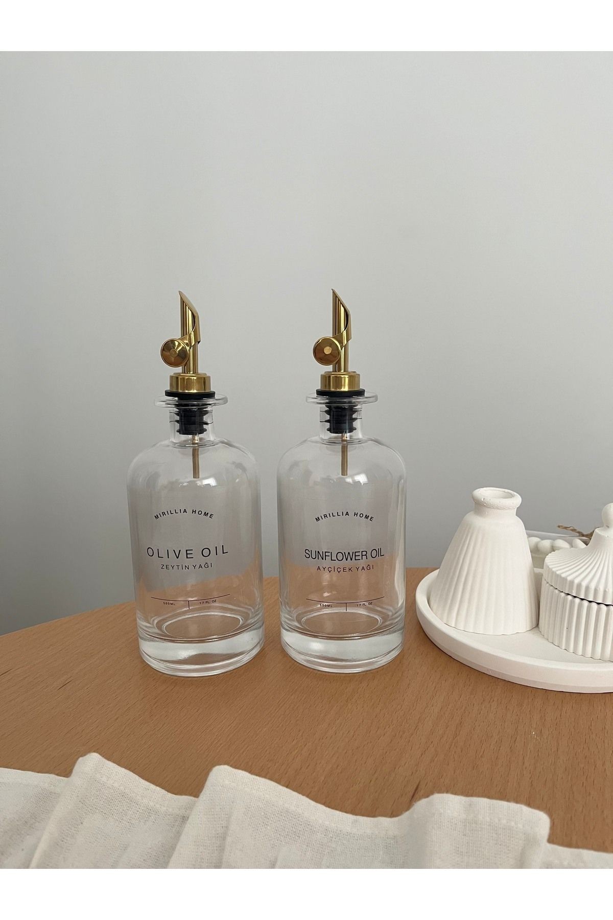 Altın Kapaklı Cam Yağdanlık Seti - 500 ml Zeytinyağı ve Ayçiçek Yağı Şişeleri