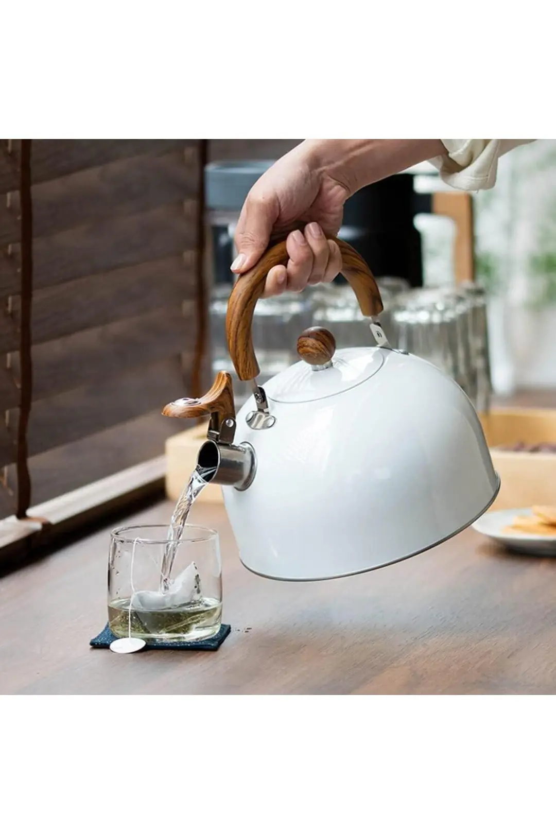 Beyaz Paslanmaz Çelik Düdüklü Kettle – Islıklı Su Isıtıcı Çaydanlık