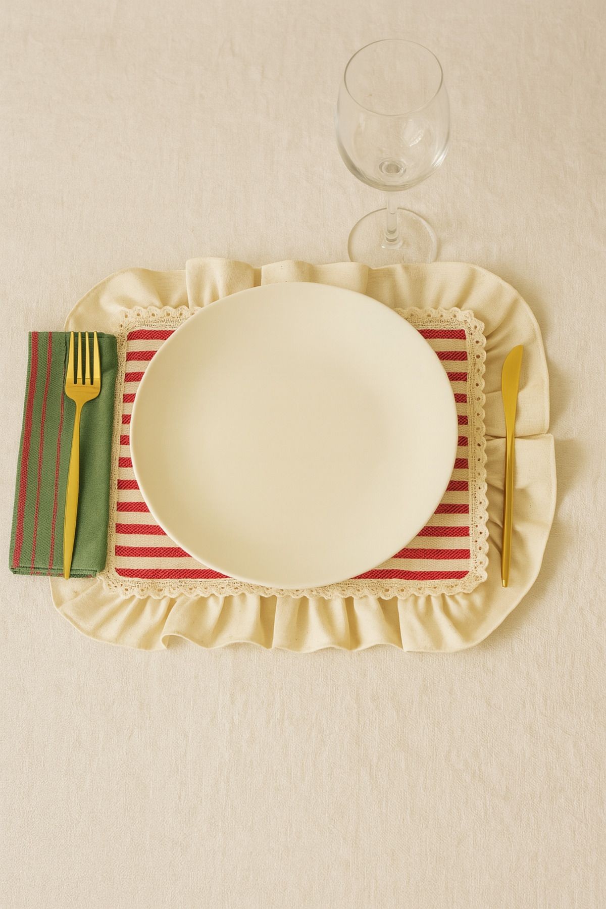 2’li Kırmızı Çizgili Fırfır Detaylı Keten Amerikan Servis Seti – 40x35 cm Supla