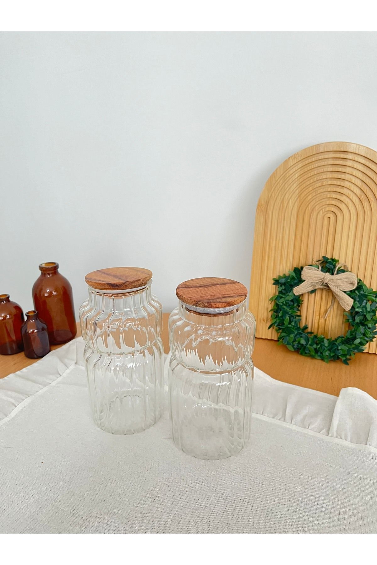 Ahşap Kapaklı Kabartmalı Cam Baharatlık Seti