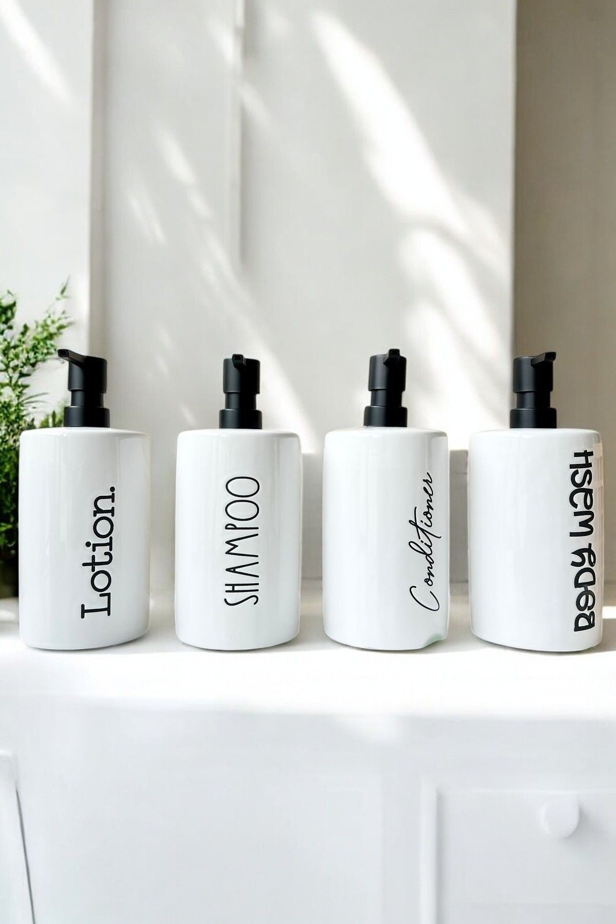 4 lü Porselen Pinterest Banyo Seti- Şampuan,Saç kremi,Duş Jeli ve Losyon