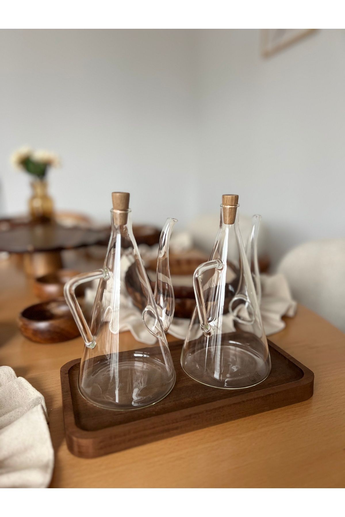 3 Parça Cam İbrik Yağdanlık Seti – 2 x 500 ml Yağdanlık + Ahşap Altlık