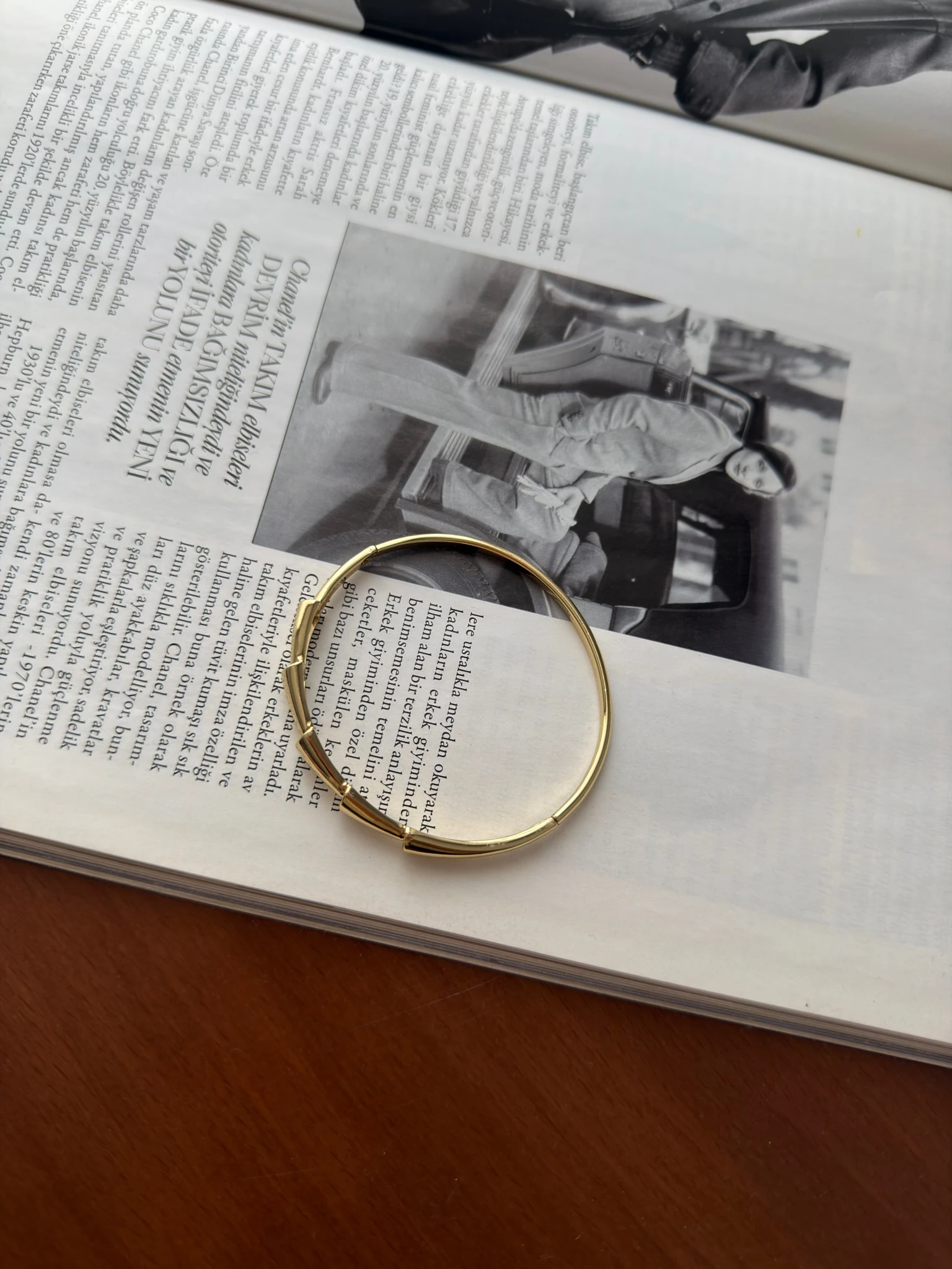 Vip 14K Yanları Taşlı Yılan Kelepçe