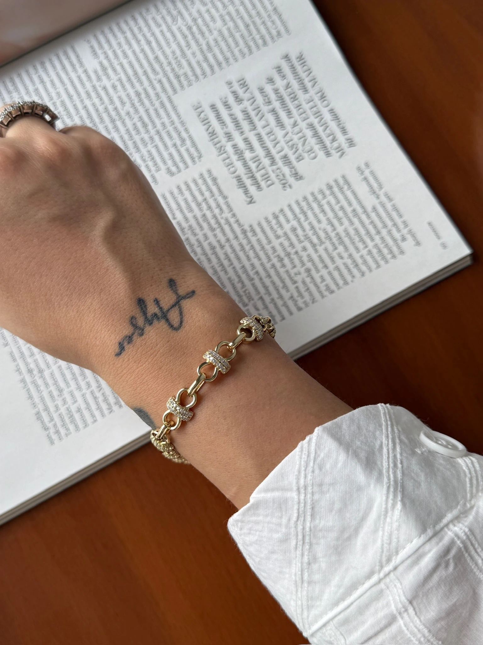 Vip 14K Zincir Geçişli Zirkon Künye