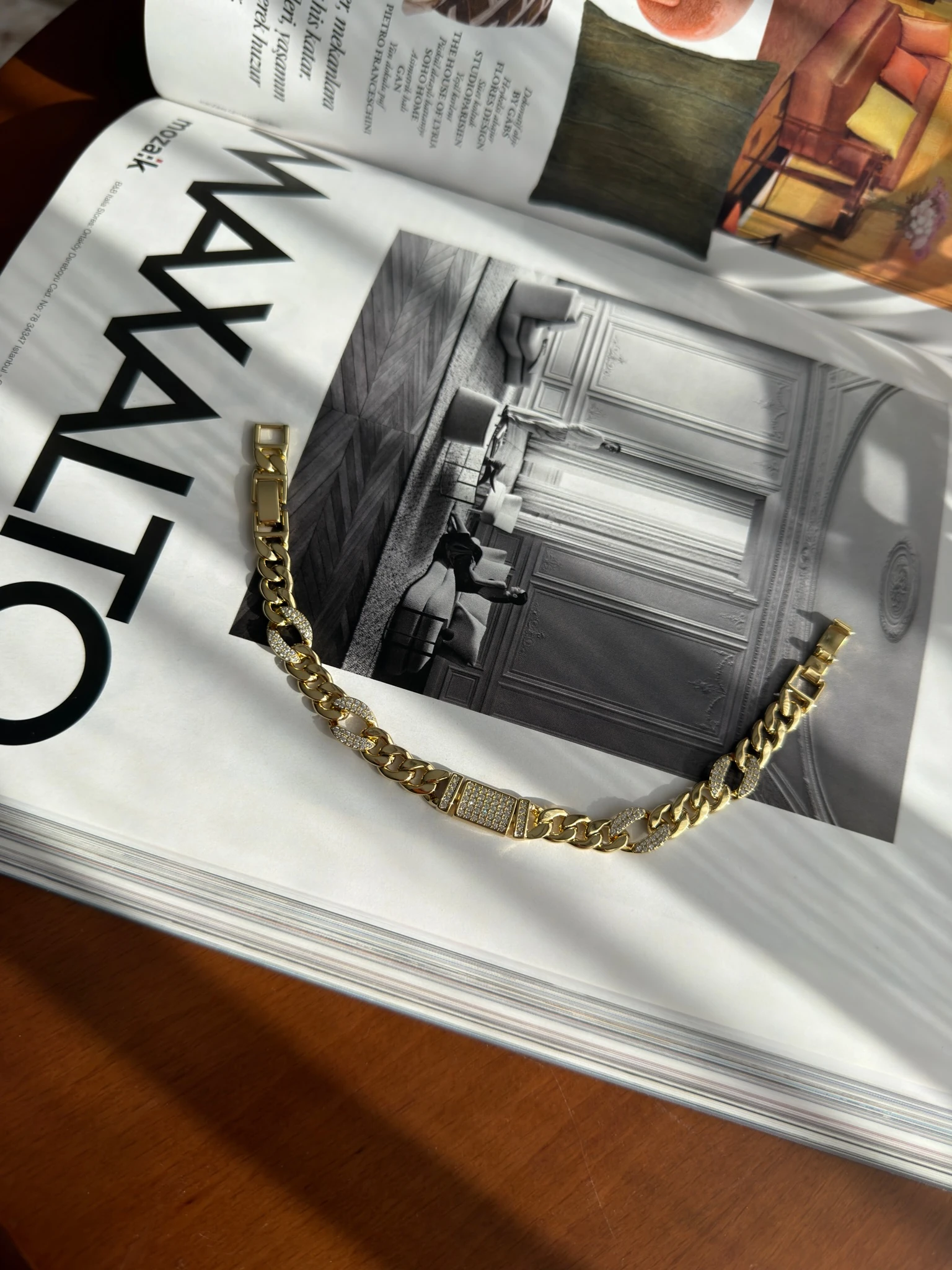 Vip 14K Ortası Taşlı Klasik Zincirli Gurmet Künye