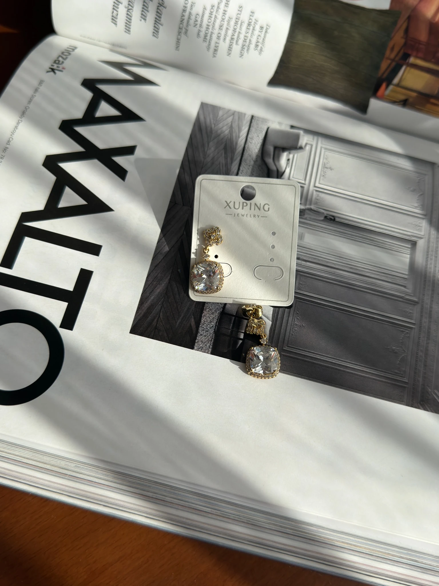 Vip 14K Baget Taşlı Küpe