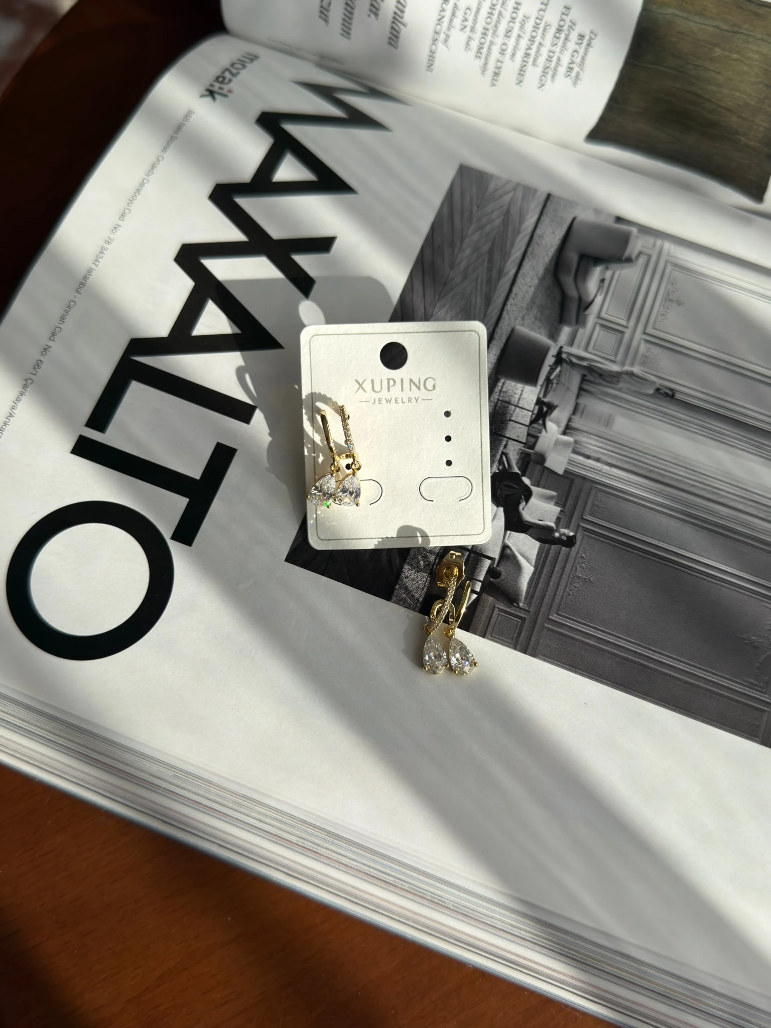 Vip 14K Sallantılı Damla Küpe