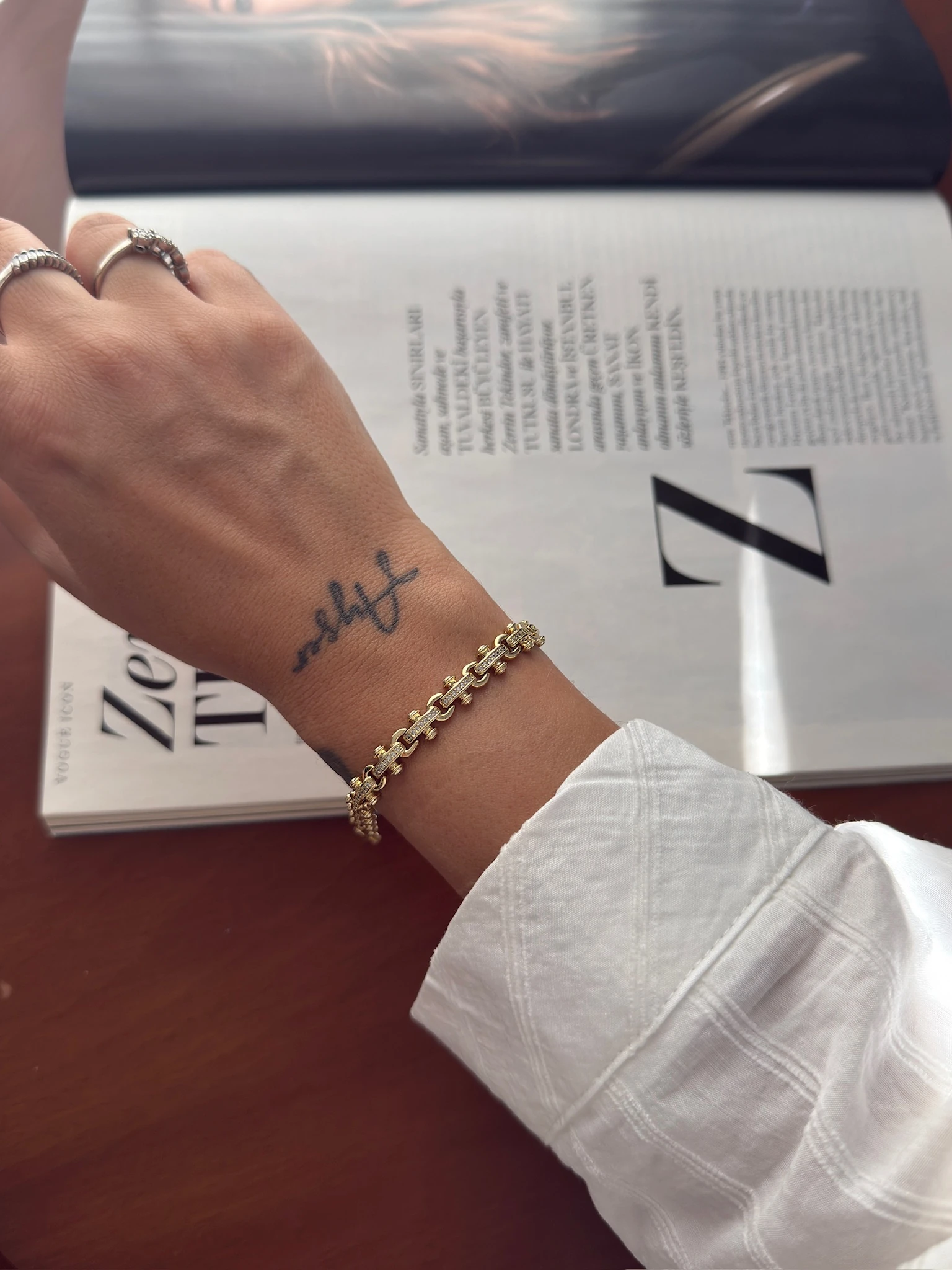 Vip 14 K Gemici Model Zirkon Taşlı Künye