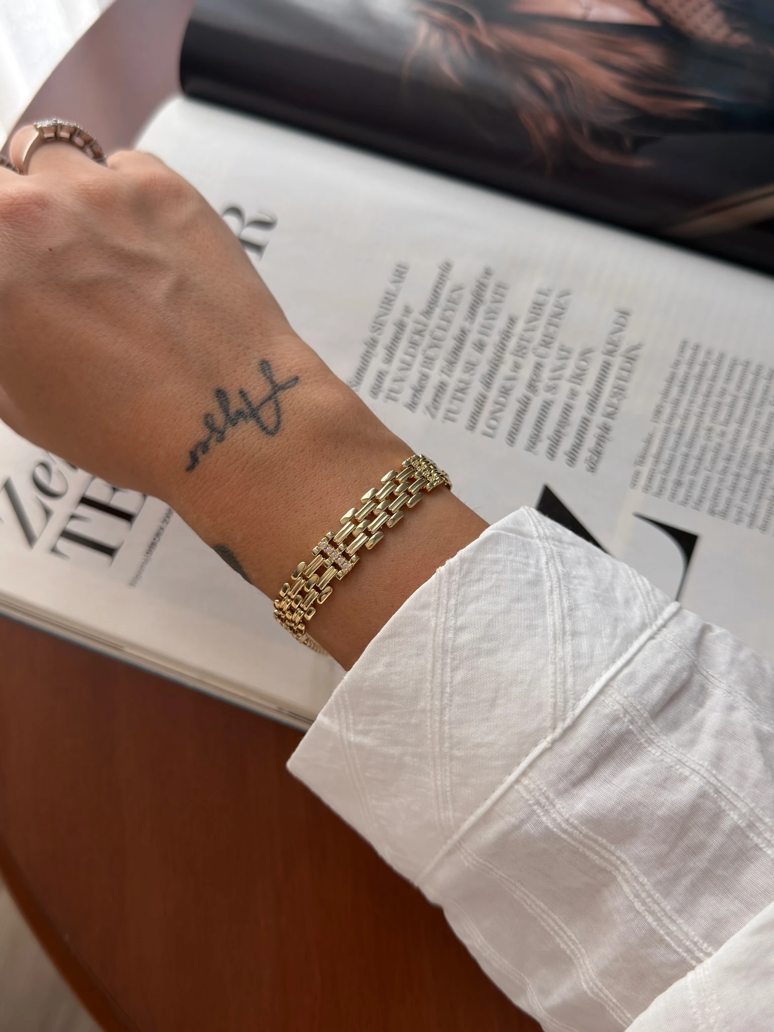 Vip 14K Klasik Düz Dikdörtgen Taşlı Hasır Künye