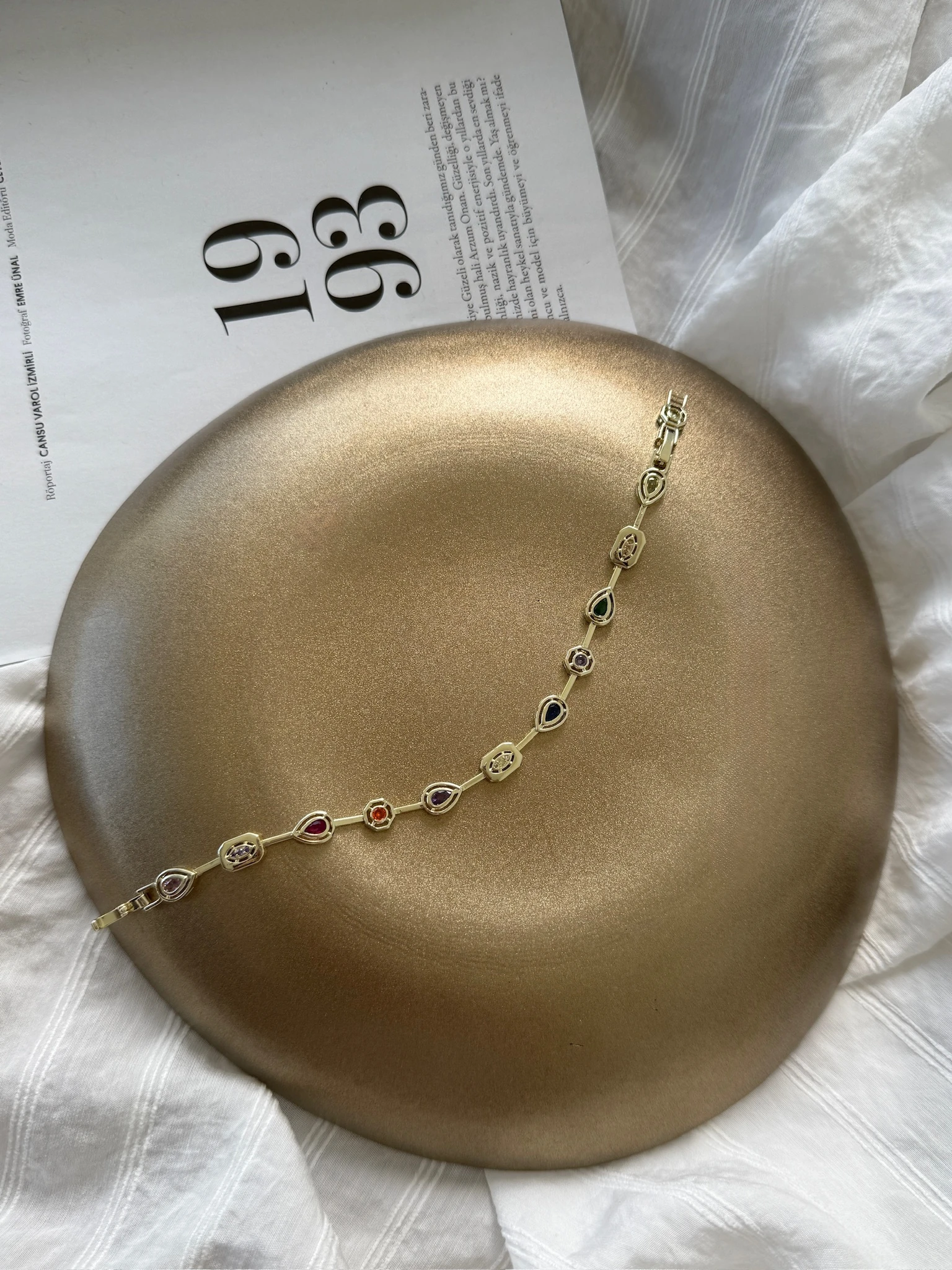 Vip 14 K Viral Renkli Damla Taşlı  Element Künye