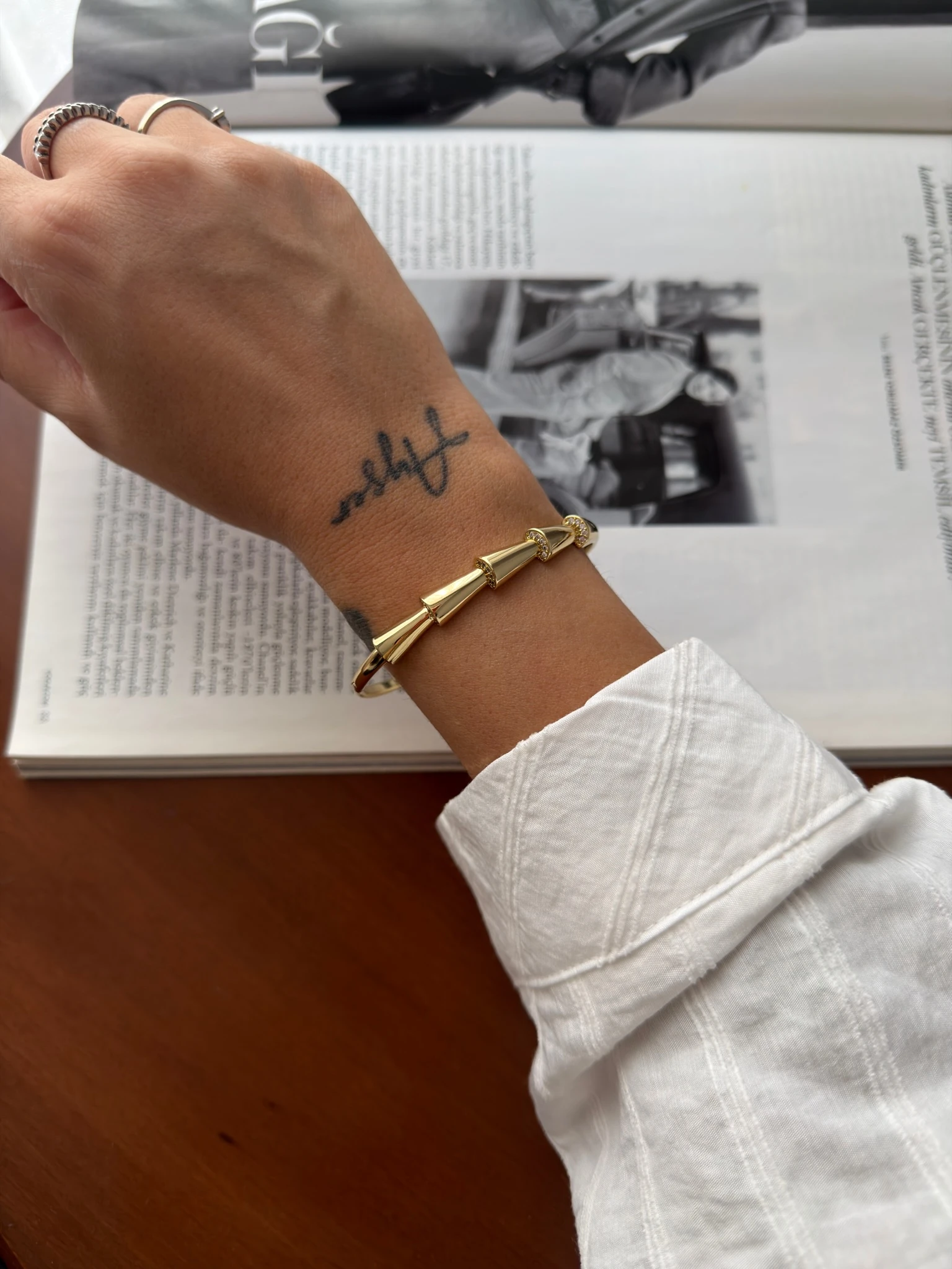 Vip 14K Yanları Taşlı Yılan Kelepçe